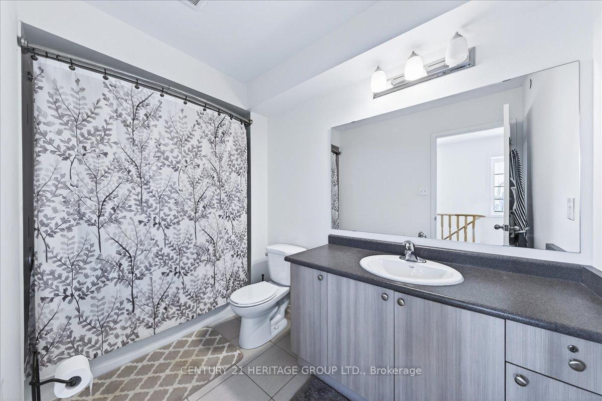 Photo 37 of Unit 258, 32 Foal Path S, Oshawa, Windfields — HOMEH