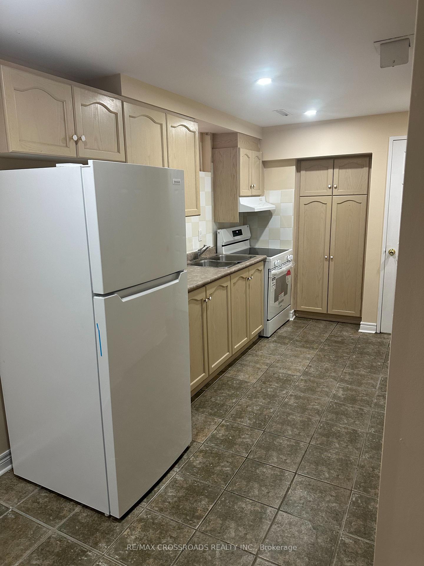 Photo 8 of Unit Basement, 132 Lawson Road, Scarborough, Centennial Scarborough — HOMEH