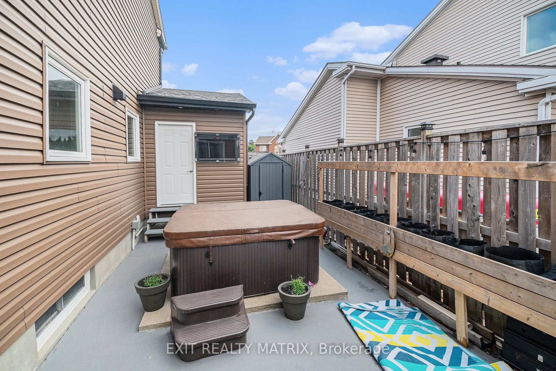 Photo 15 of 489 Rougemount Crescent, Ottawa, Fallingbrook/Gardenway South — HOMEH