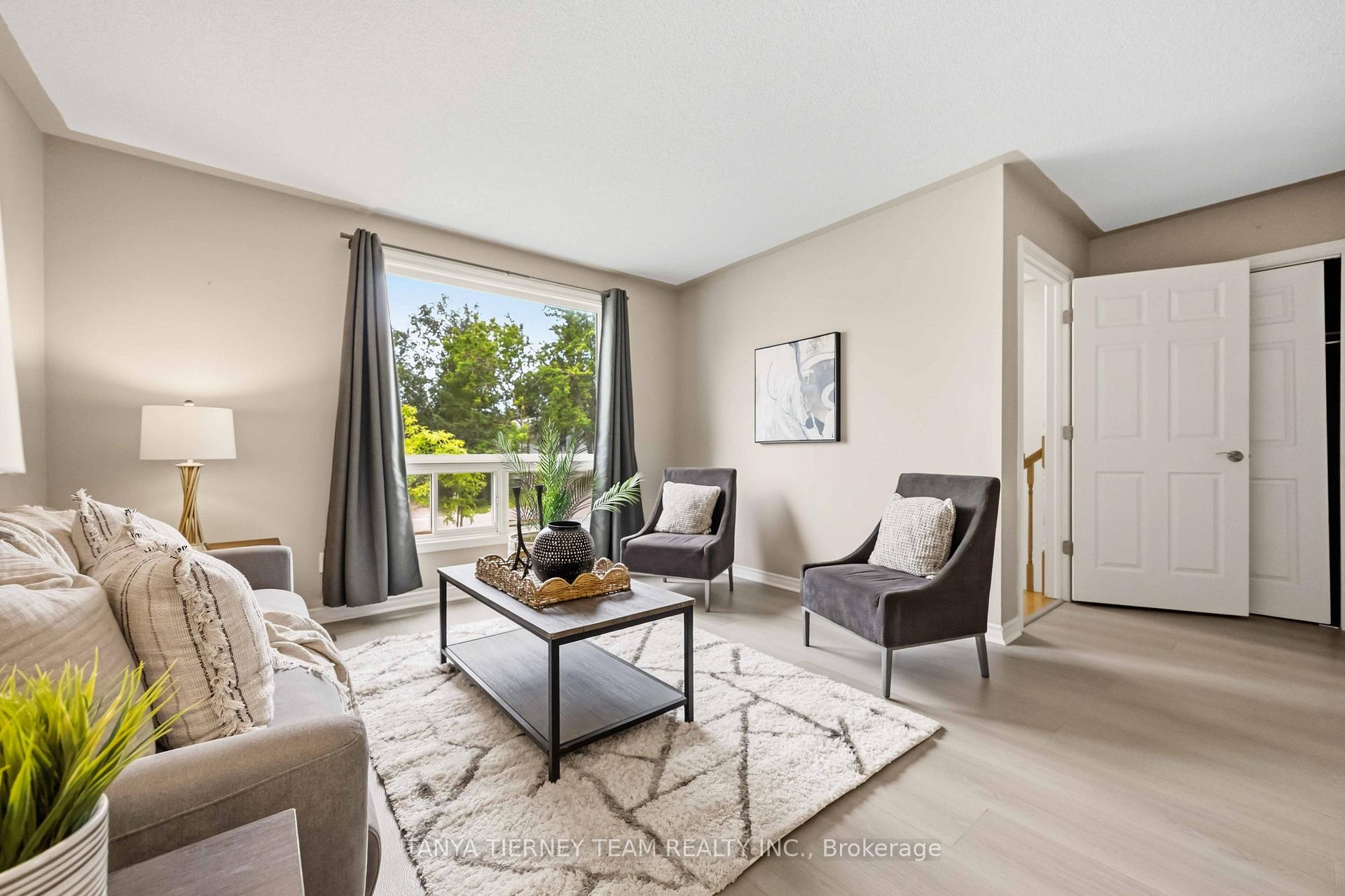 Photo 6 of 455 Crystal Drive, Peterborough, Ashburnham Ward 4 — HOMEH