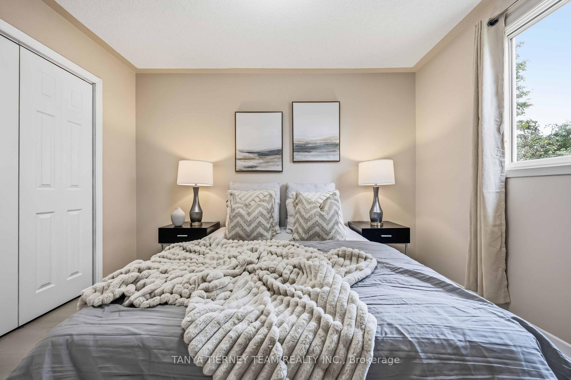 Photo 21 of 455 Crystal Drive, Peterborough, Ashburnham Ward 4 — HOMEH