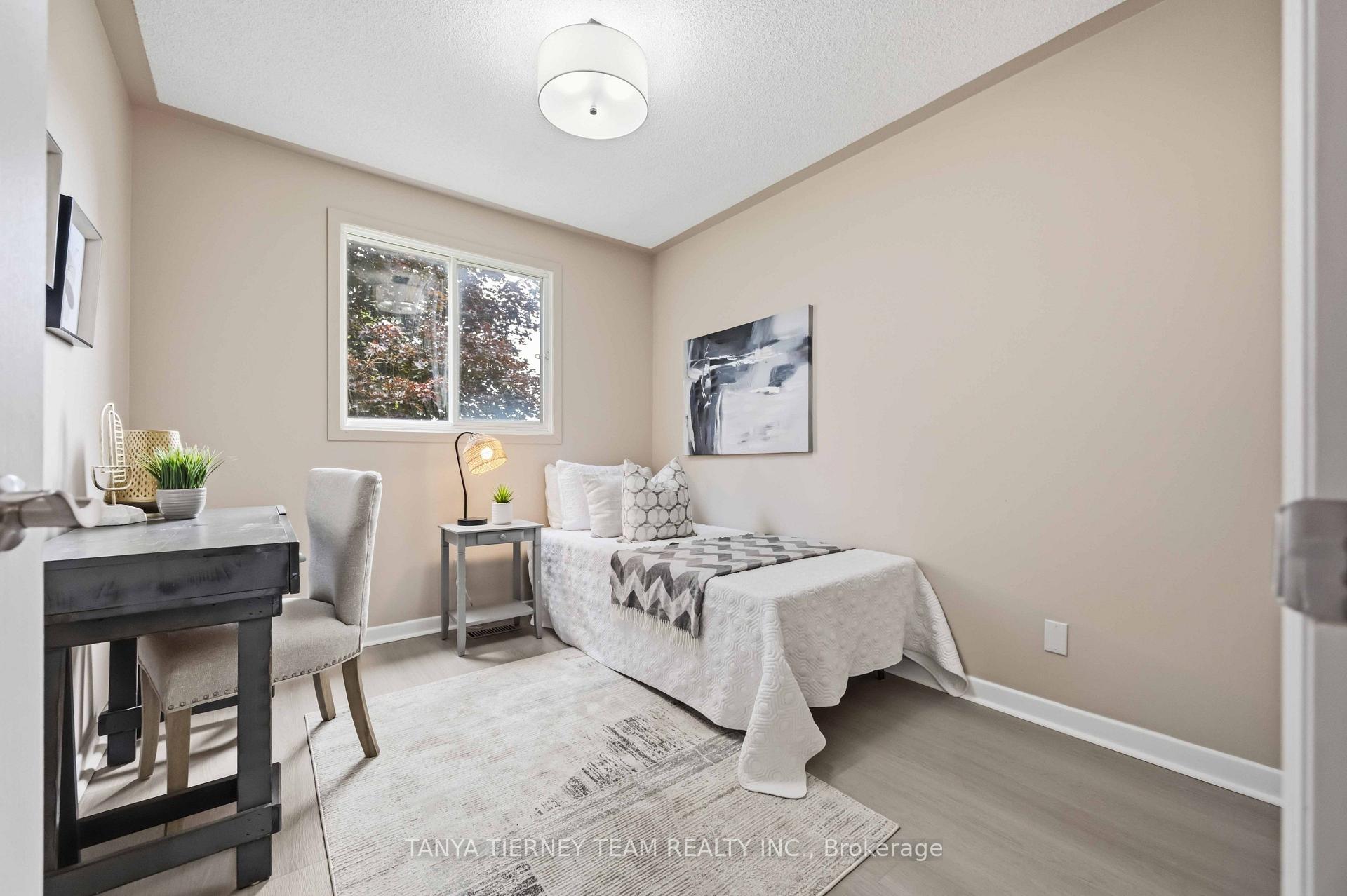 Photo 24 of 455 Crystal Drive, Peterborough, Ashburnham Ward 4 — HOMEH