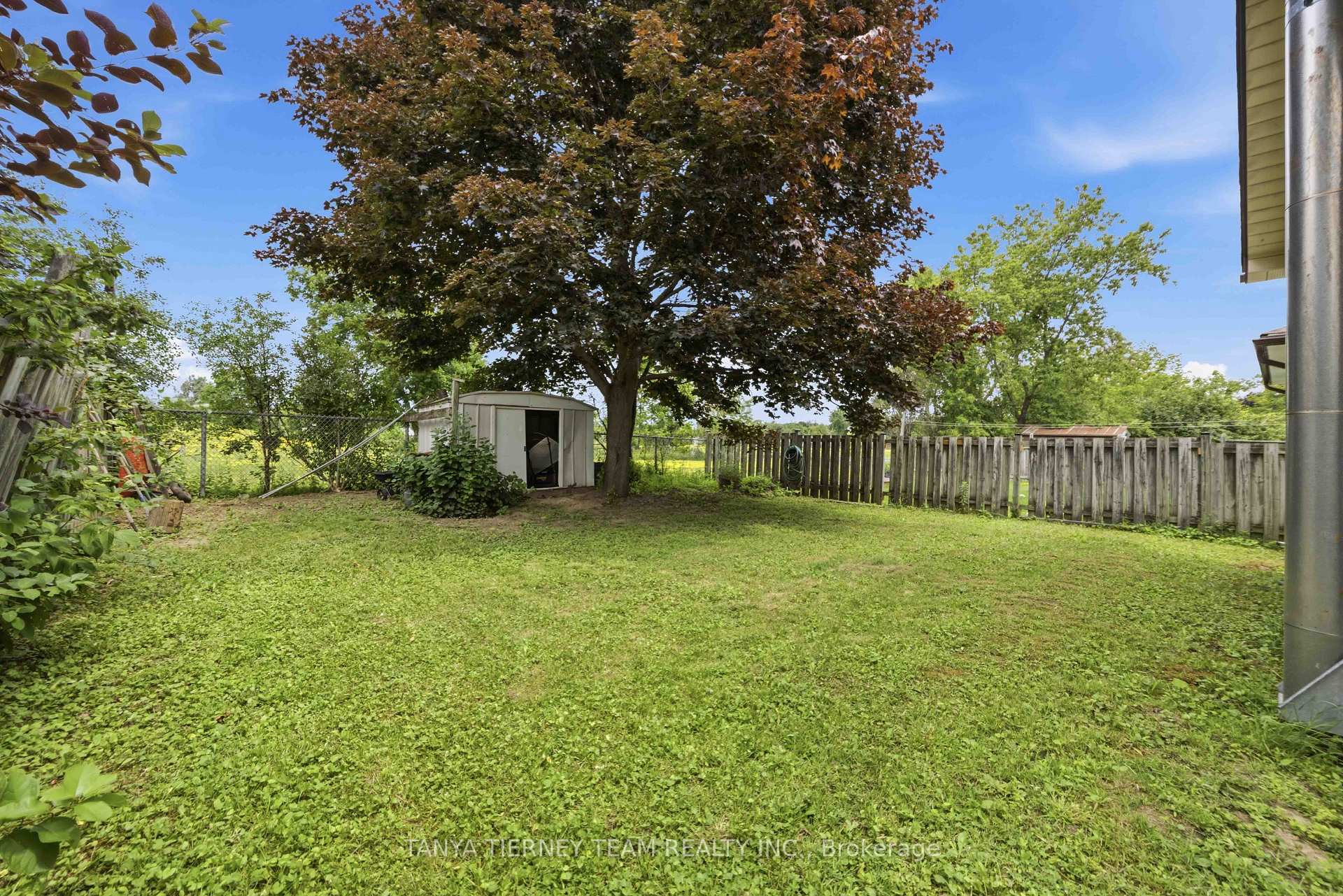 Photo 32 of 455 Crystal Drive, Peterborough, Ashburnham Ward 4 — HOMEH