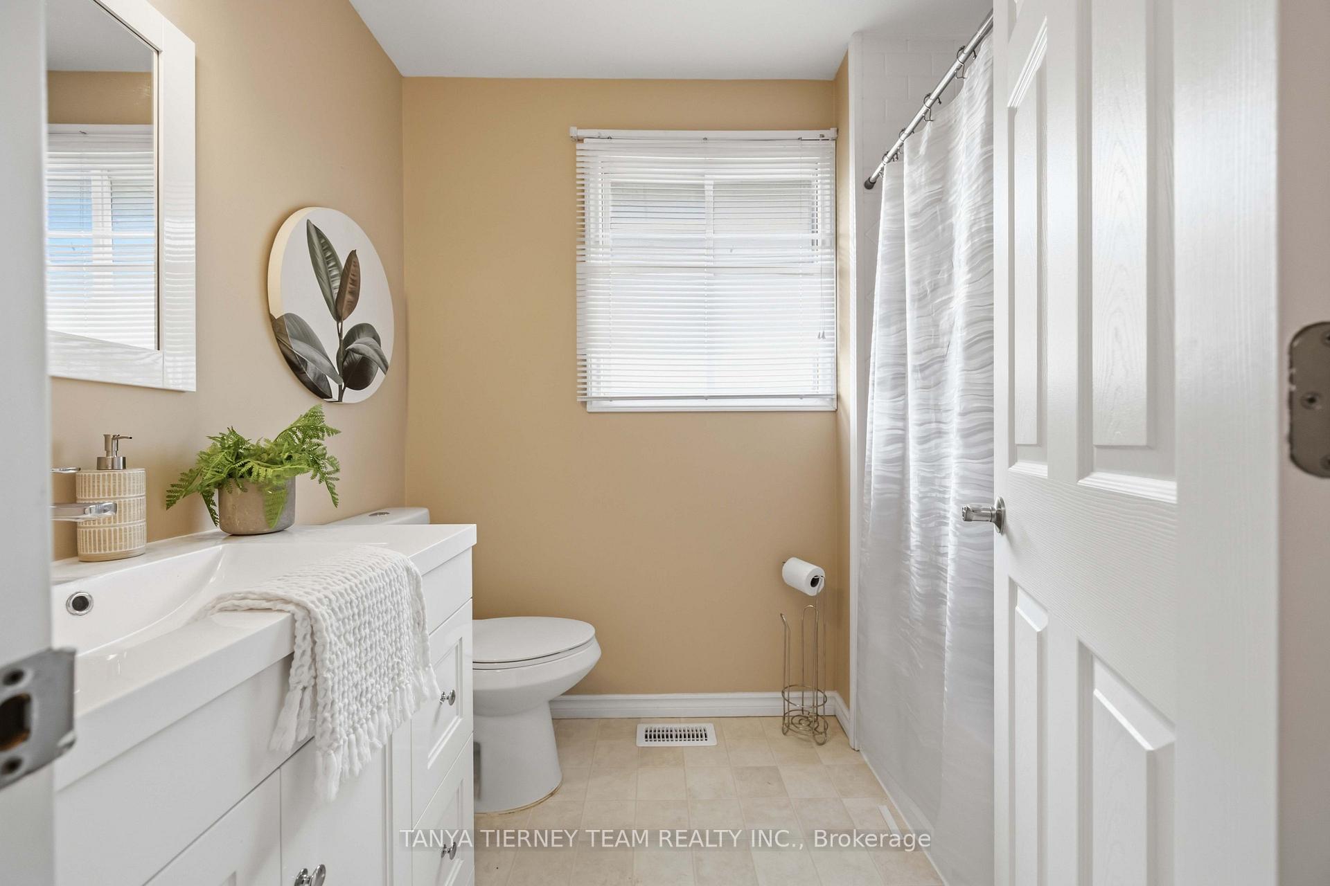 Photo 28 of 455 Crystal Drive, Peterborough, Ashburnham Ward 4 — HOMEH