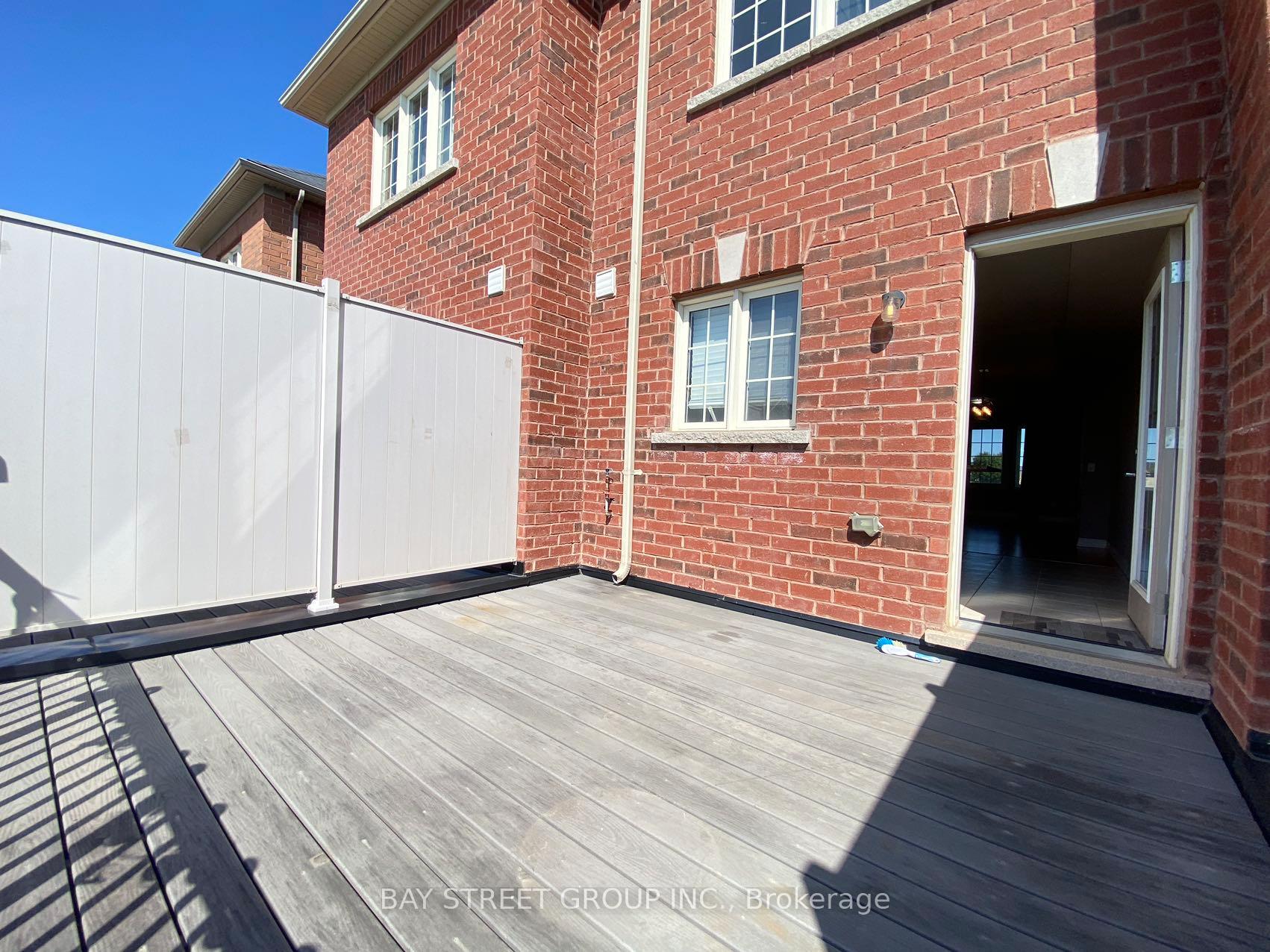 Photo 11 of 9996 Mccowan Road, Markham, Berczy — HOMEH