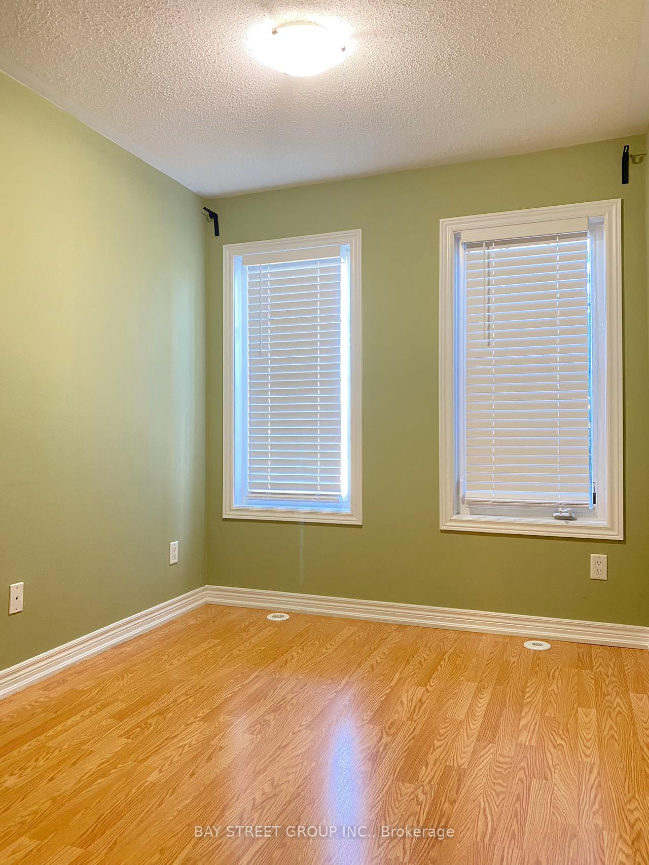 Photo 20 of 9996 Mccowan Road, Markham, Berczy — HOMEH