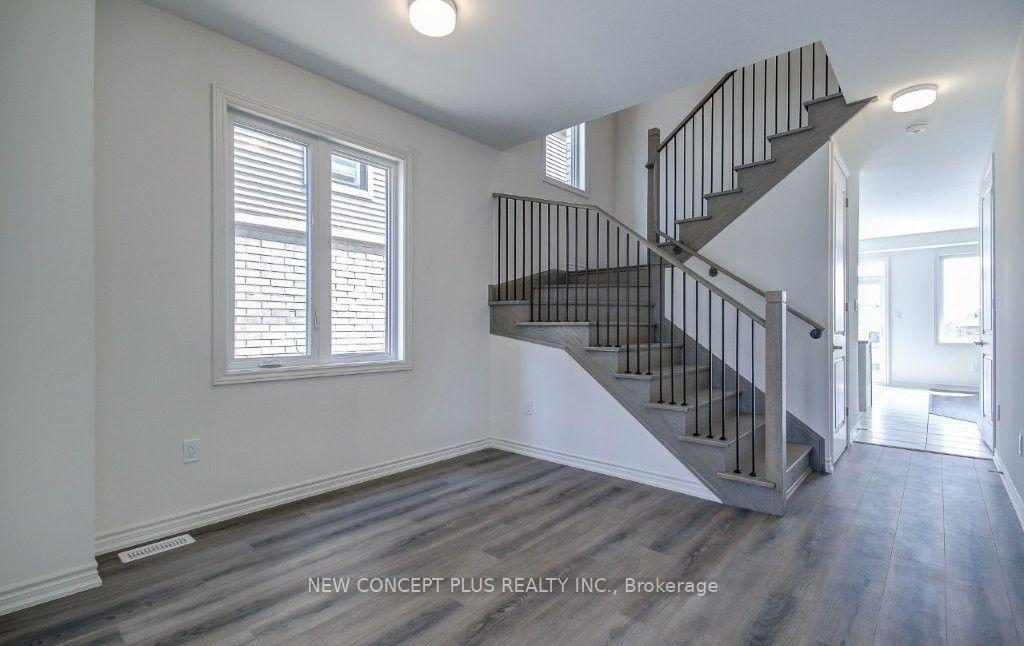 Photo 8 of 1042 Denton Drive, Cobourg — HOMEH
