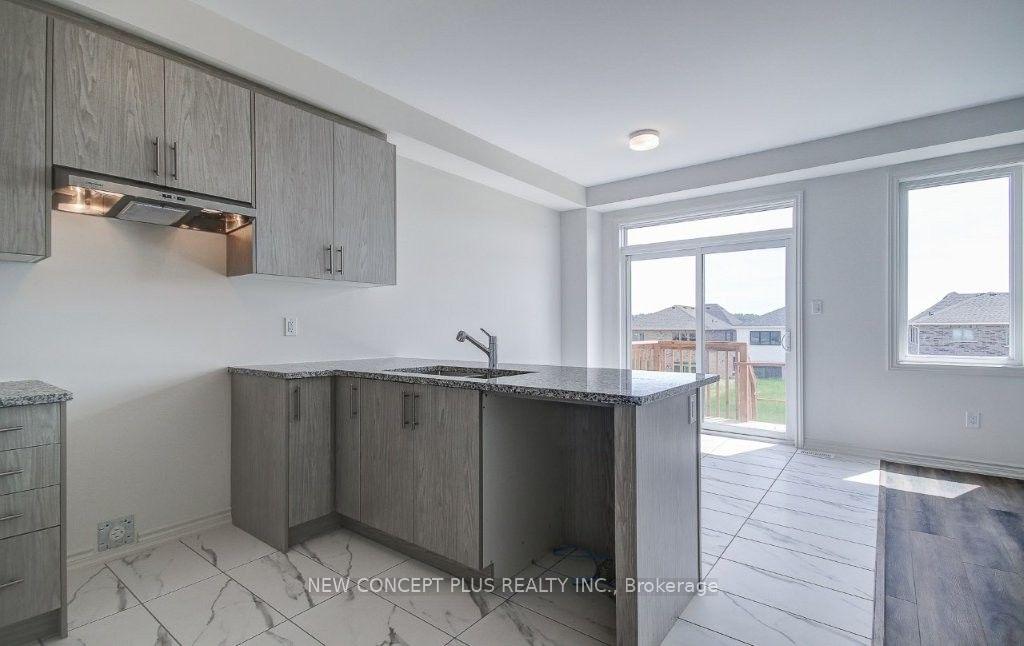Photo 10 of 1042 Denton Drive, Cobourg — HOMEH