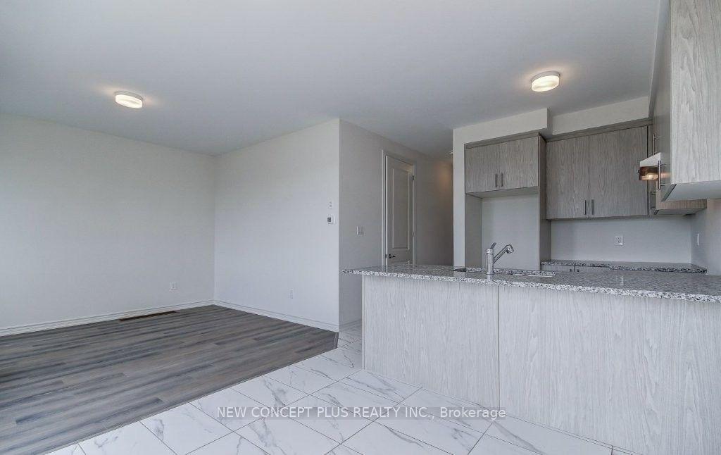 Photo 11 of 1042 Denton Drive, Cobourg — HOMEH