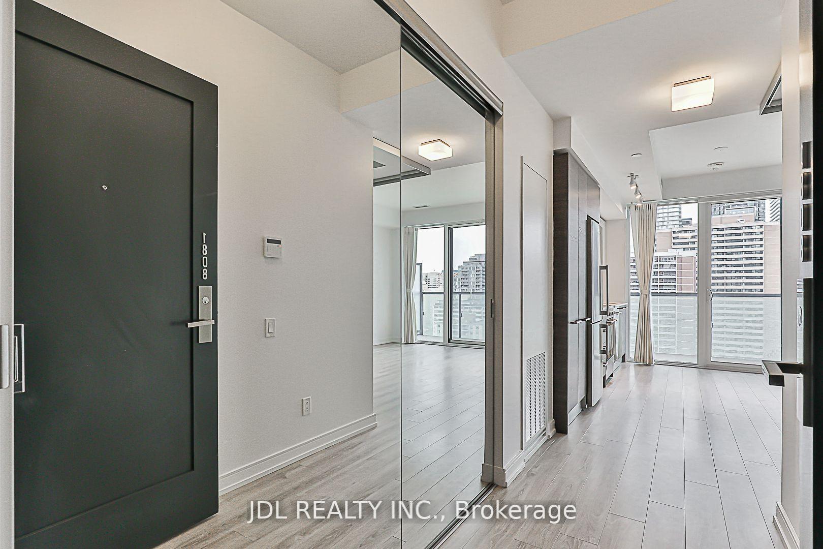 Photo 3 of Unit 1808, 28 Wellesley Street E, Toronto, Church-Yonge Corridor — HOMEH