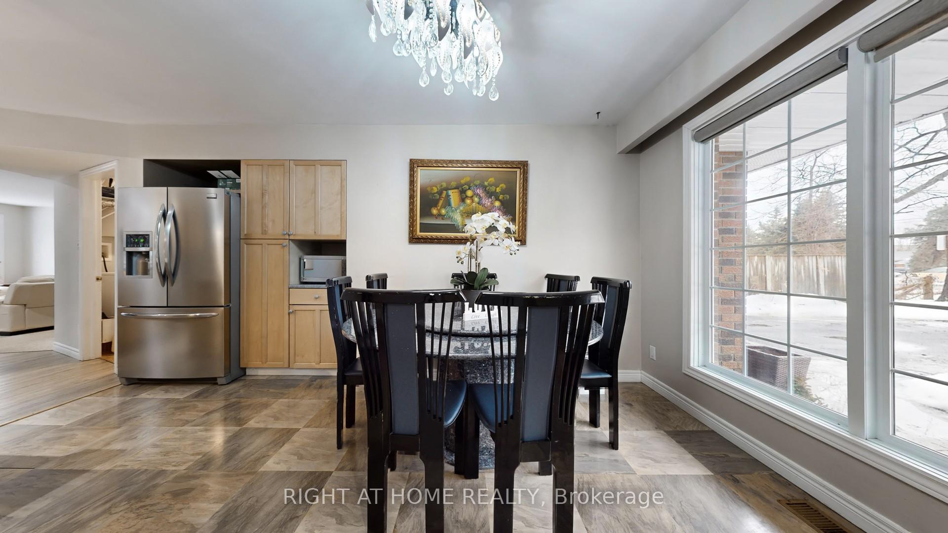 Photo 8 of 301 Garner Road E, Hamilton, Ancaster — HOMEH