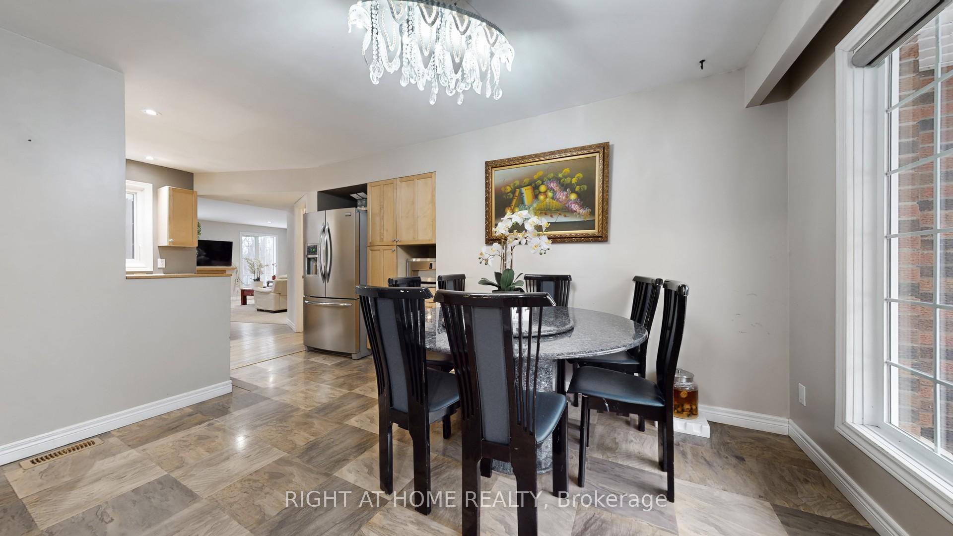 Photo 9 of 301 Garner Road E, Hamilton, Ancaster — HOMEH