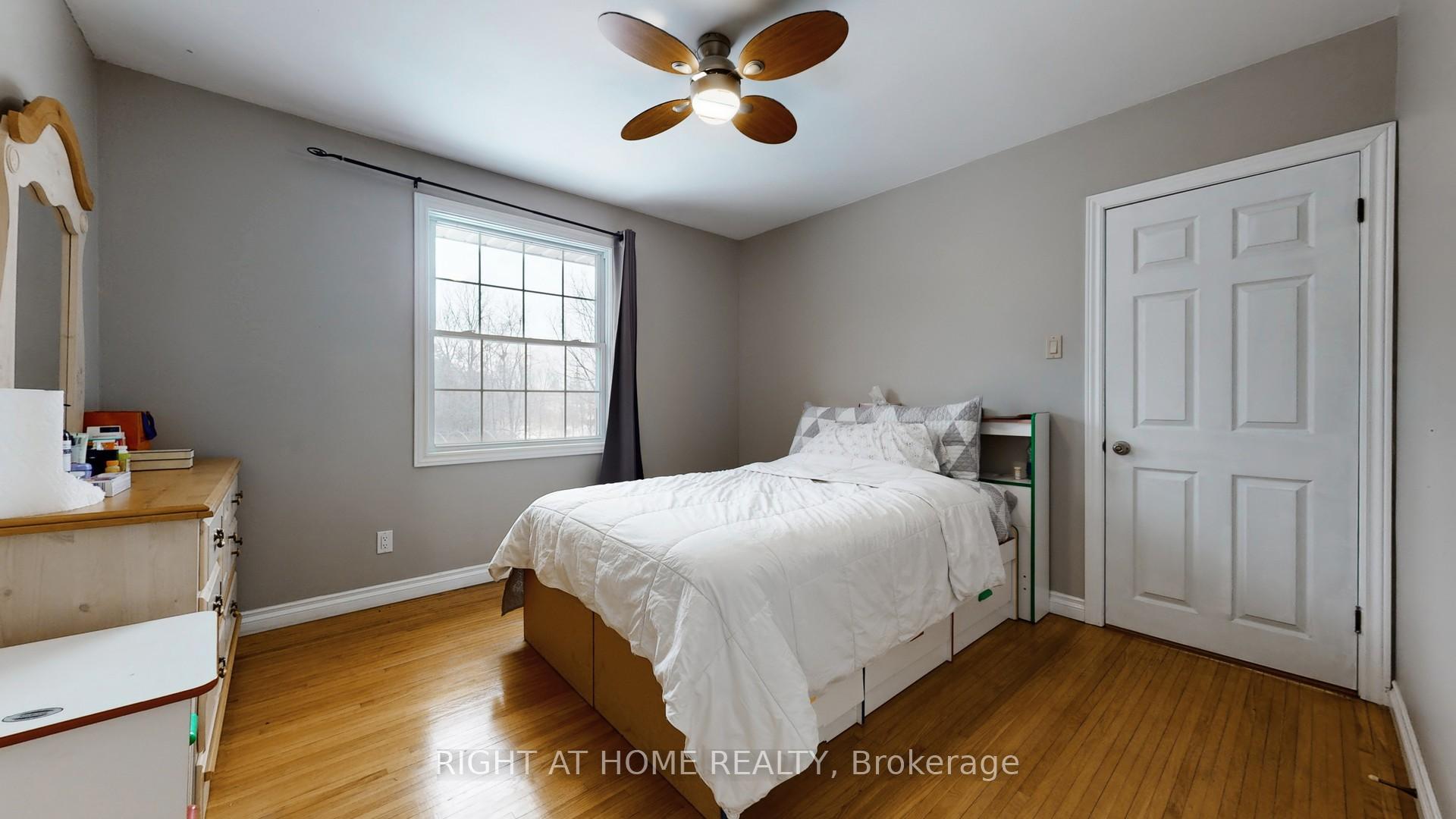 Photo 25 of 301 Garner Road E, Hamilton, Ancaster — HOMEH