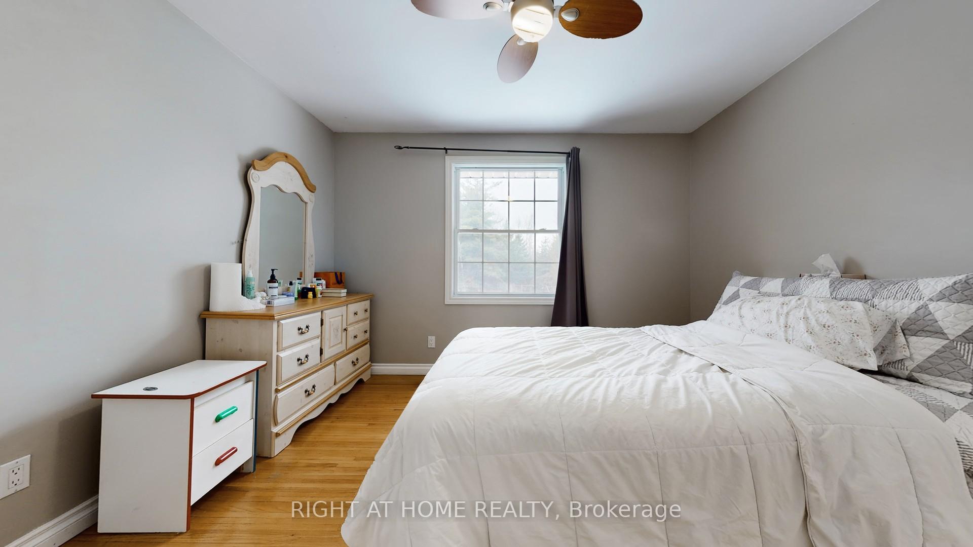 Photo 26 of 301 Garner Road E, Hamilton, Ancaster — HOMEH