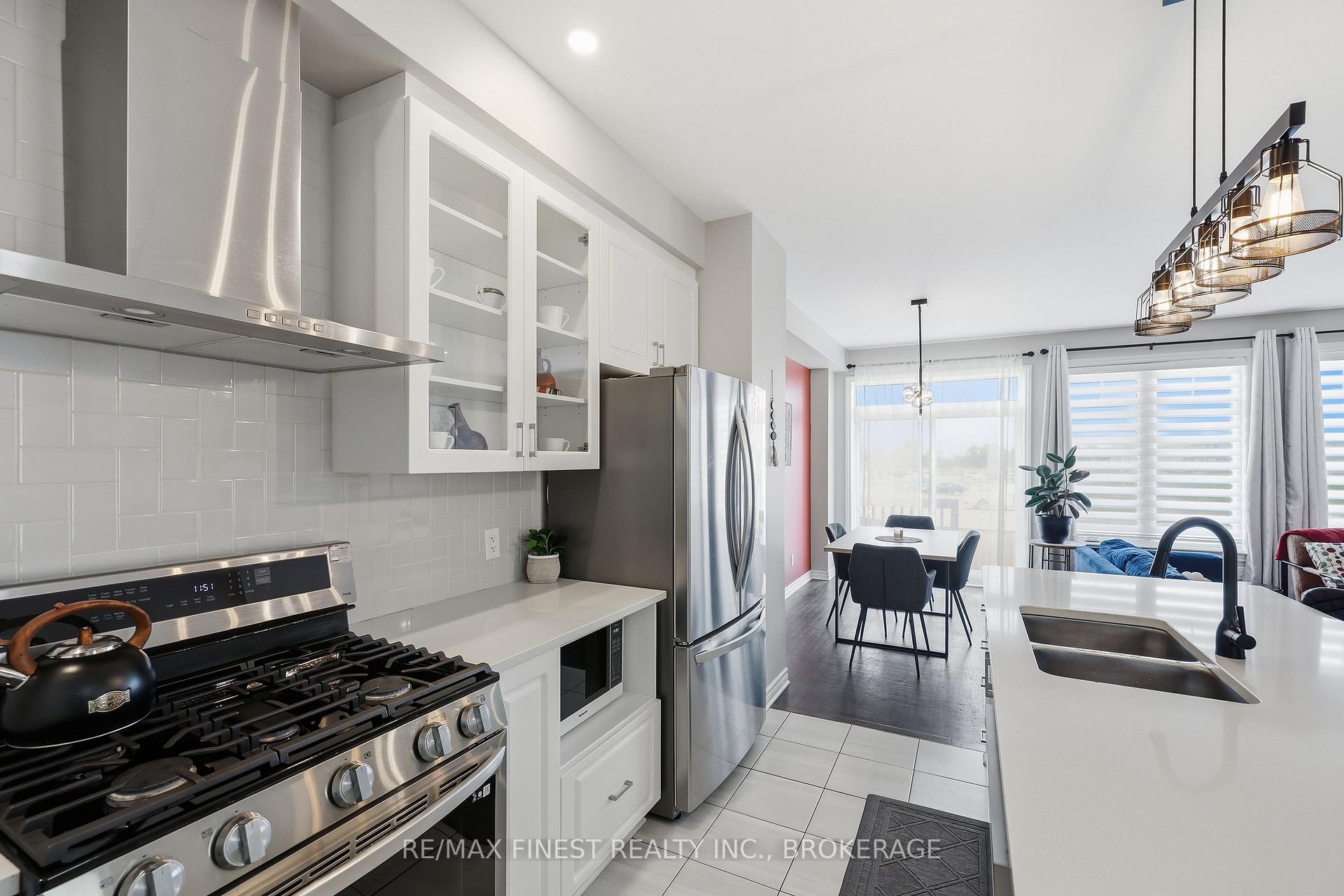Photo 14 of 1689 Tenley Drive, Kingston, City Northwest — HOMEH