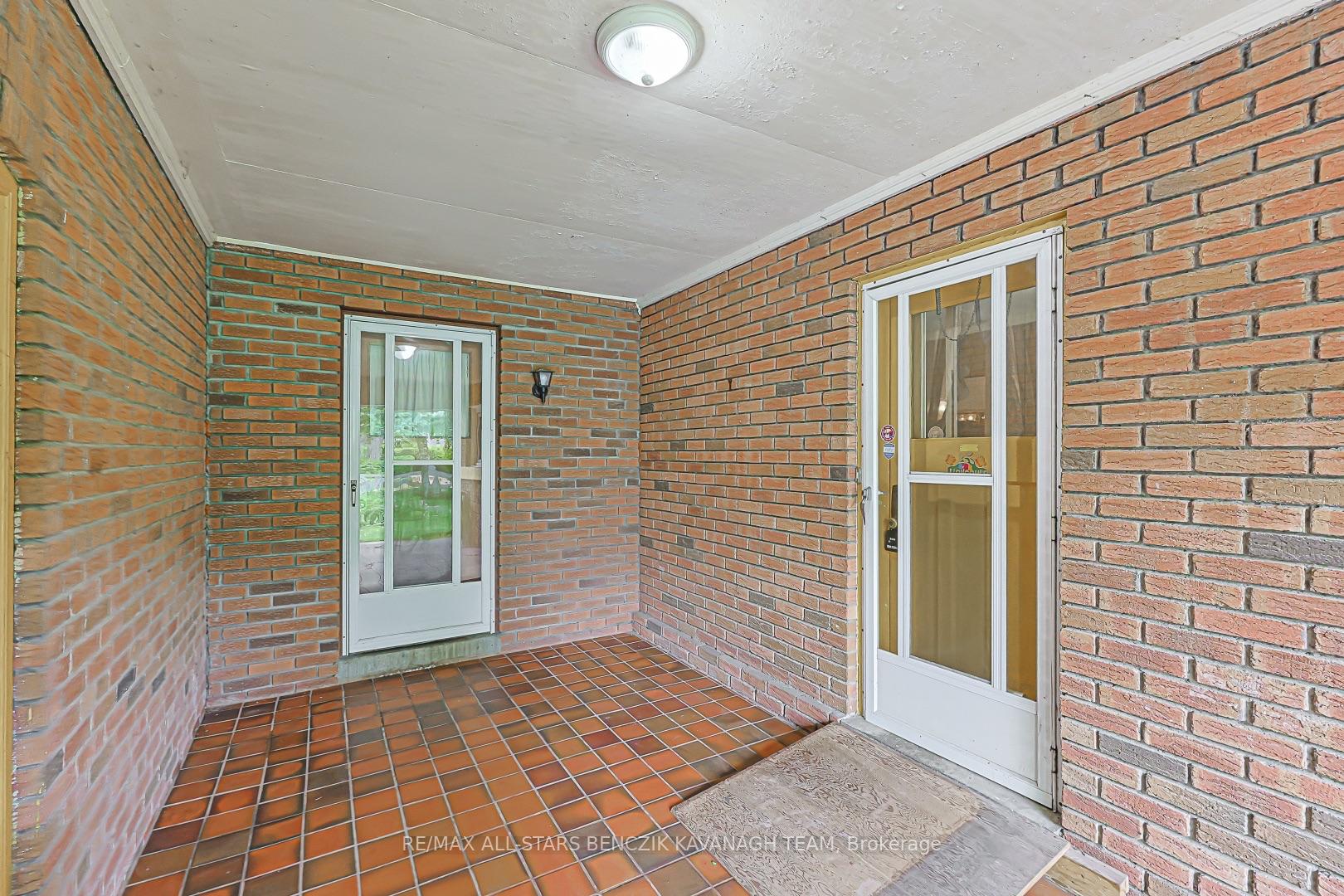 Photo 4 of 65 Gladys Road, Scarborough, Highland Creek — HOMEH
