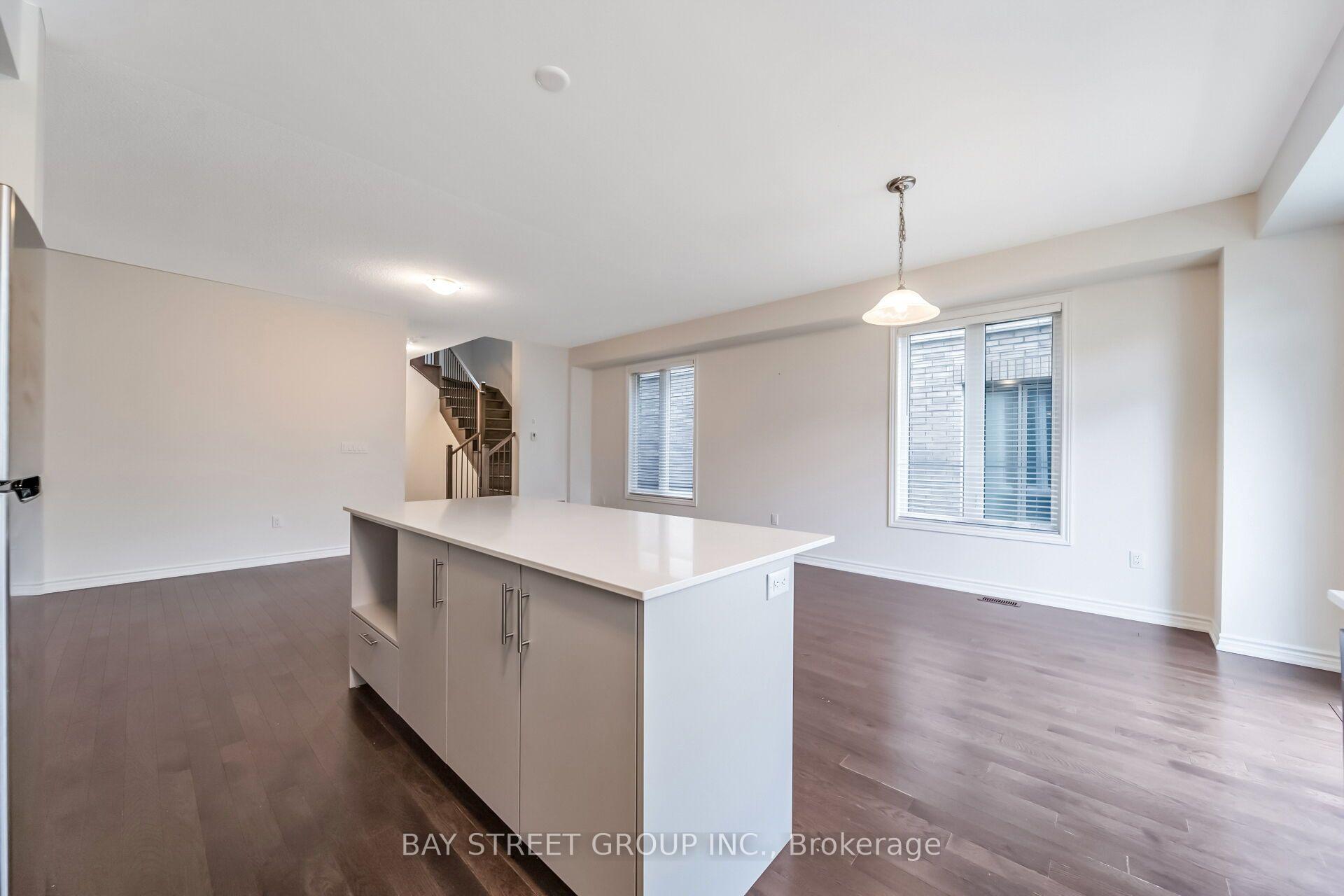 Photo 16 of 89 Phoenix Boulevard, Barrie, Rural Barrie Southeast — HOMEH