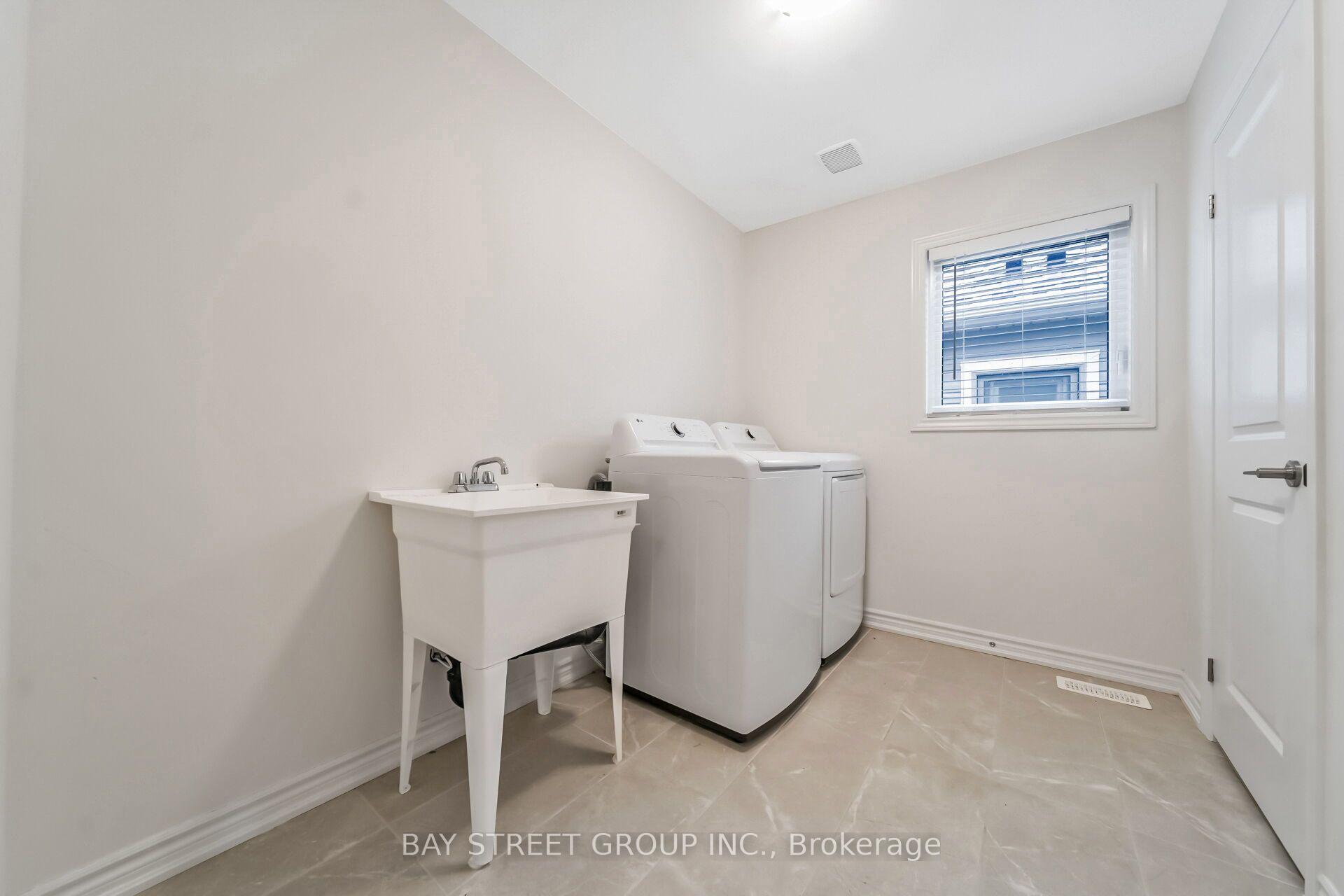Photo 27 of 89 Phoenix Boulevard, Barrie, Rural Barrie Southeast — HOMEH