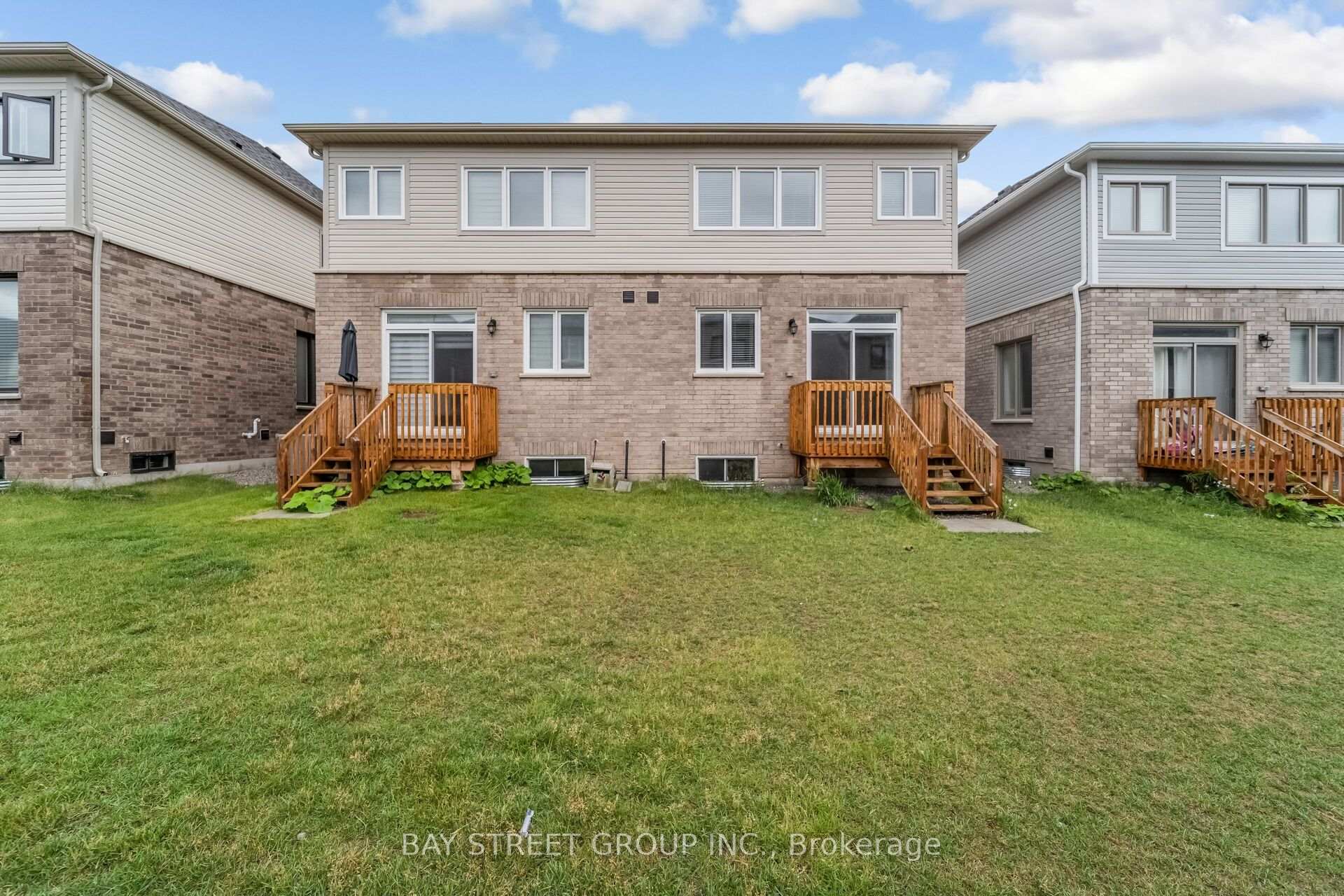 Photo 38 of 89 Phoenix Boulevard, Barrie, Rural Barrie Southeast — HOMEH