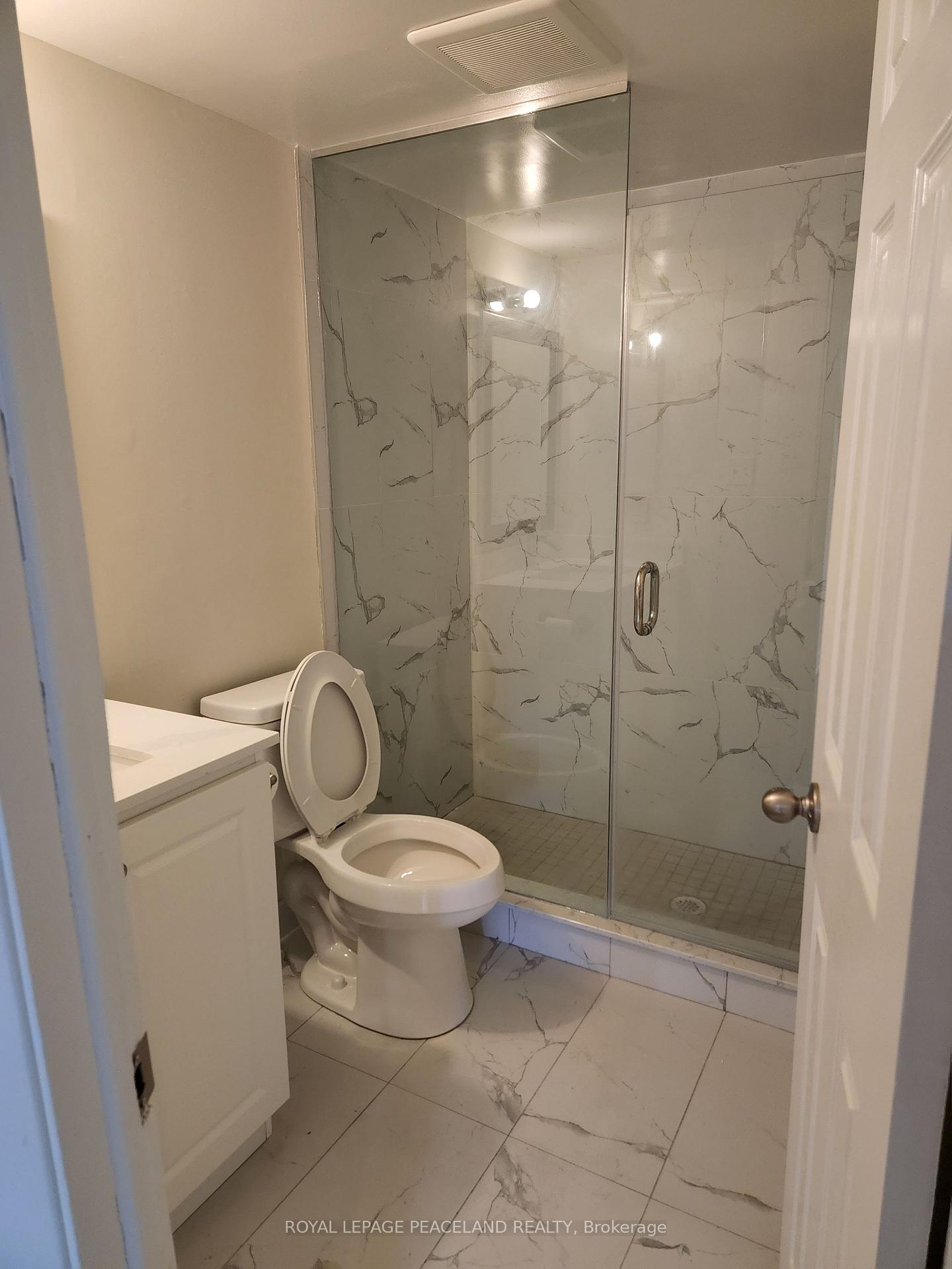 Photo 8 of Unit 1, 558 Spadina Crescent, Toronto, University — HOMEH