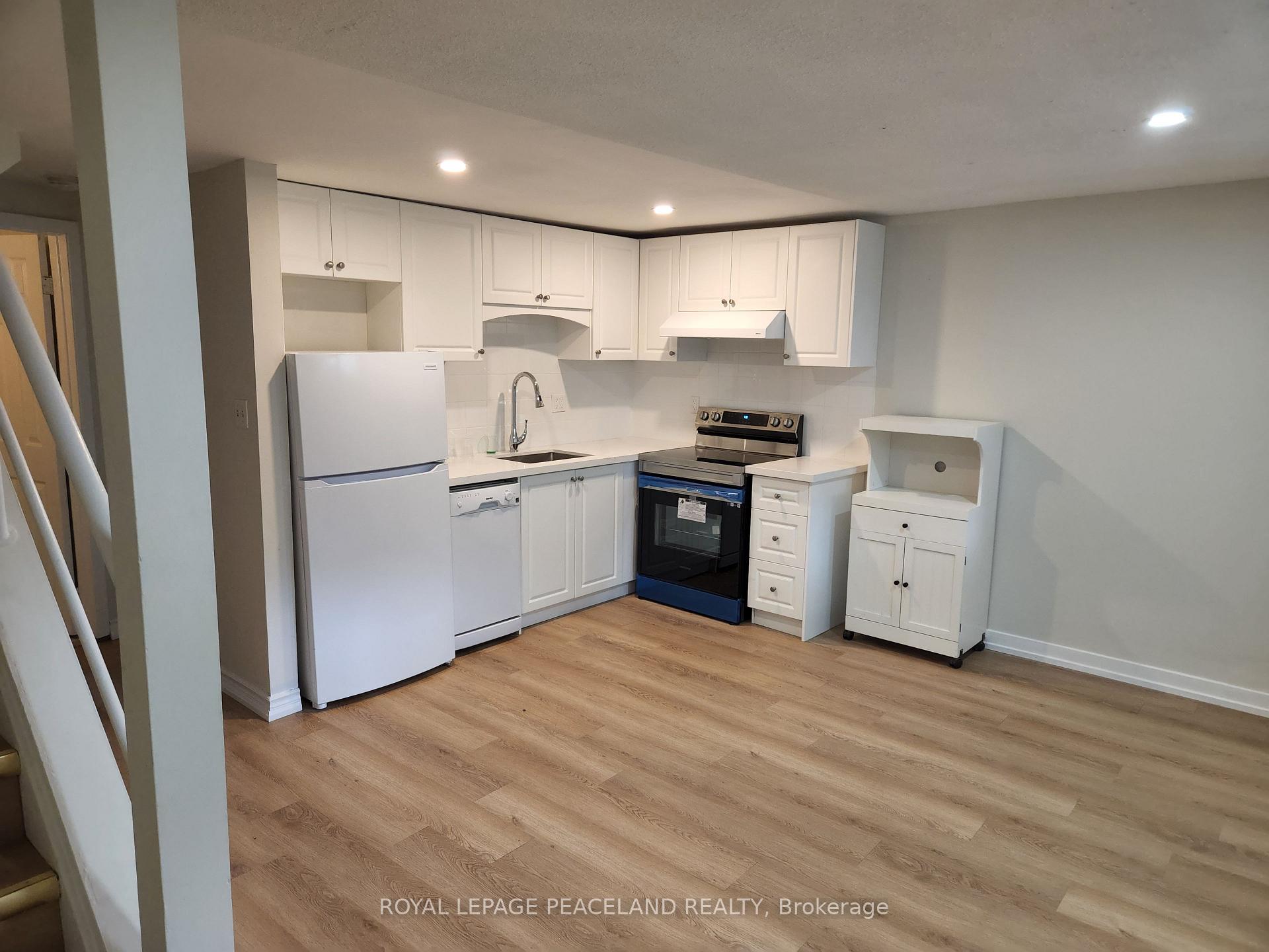 Photo 9 of Unit 1, 558 Spadina Crescent, Toronto, University — HOMEH