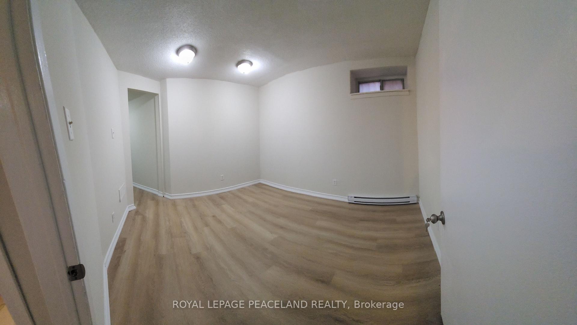 Photo 10 of Unit 1, 558 Spadina Crescent, Toronto, University — HOMEH