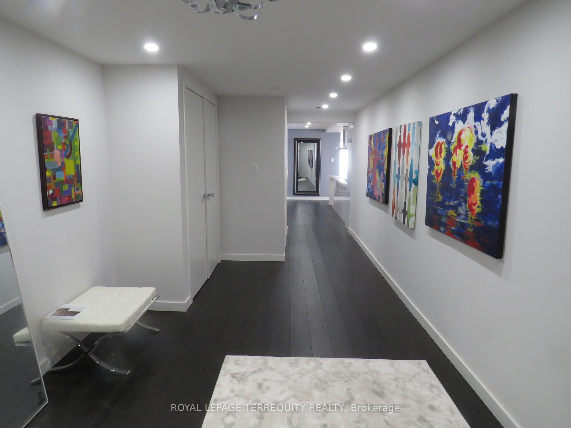 Photo 2 of Unit 3305, 2045 Lake Shore Boulevard W, Etobicoke, Mimico — HOMEH