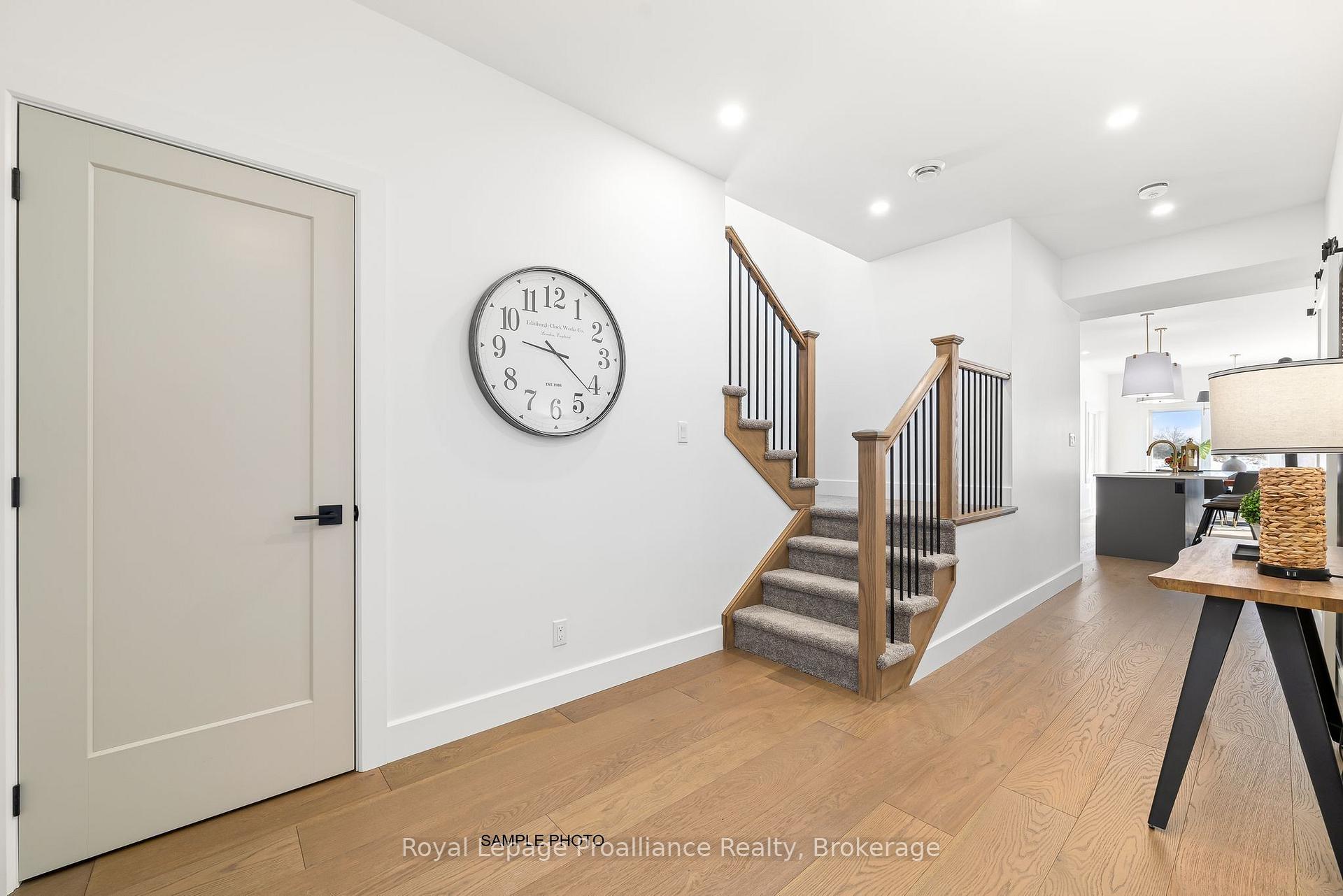 Photo 4 of 28 Fraser Drive, Quinte West, Sidney Ward — HOMEH