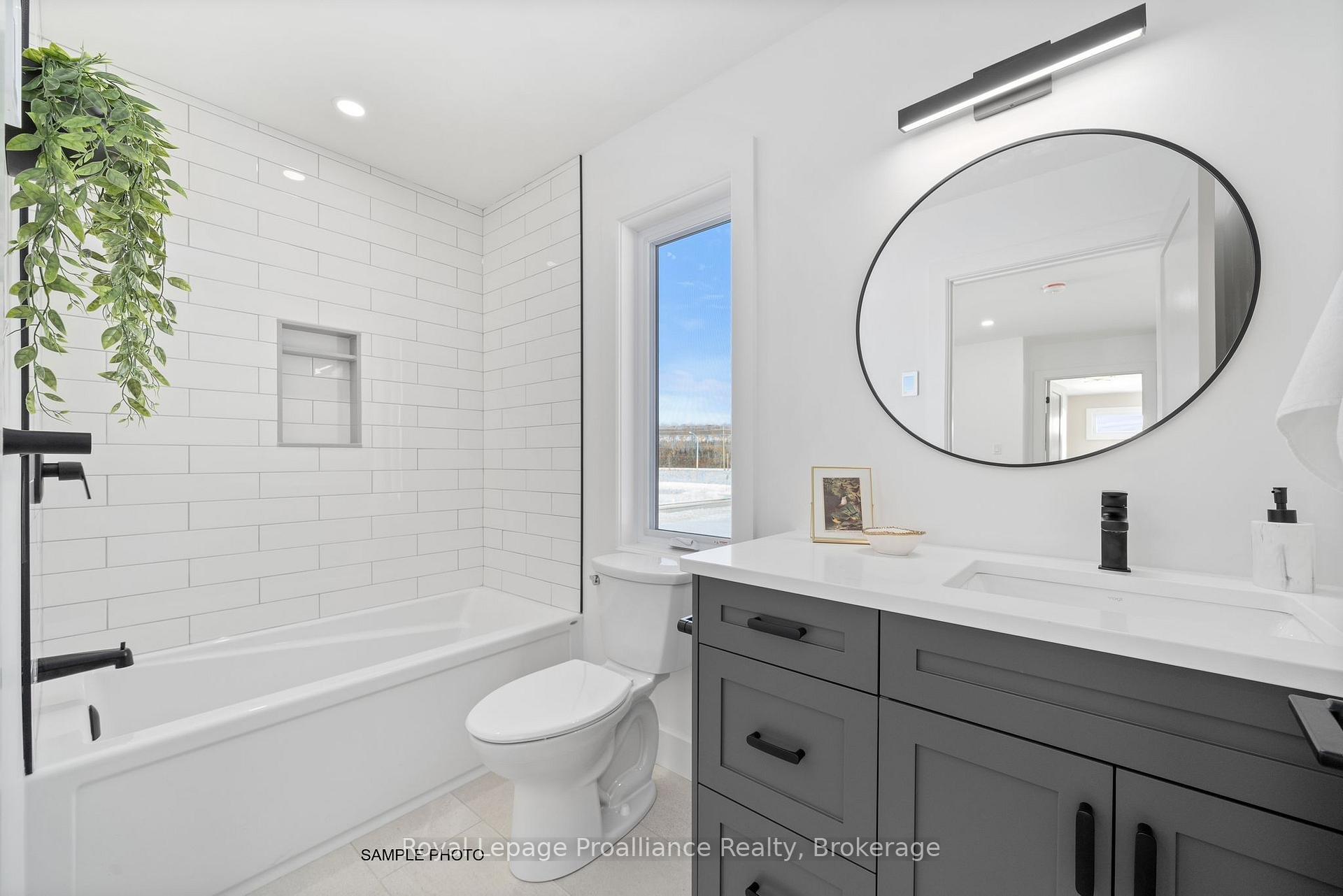 Photo 21 of 28 Fraser Drive, Quinte West, Sidney Ward — HOMEH