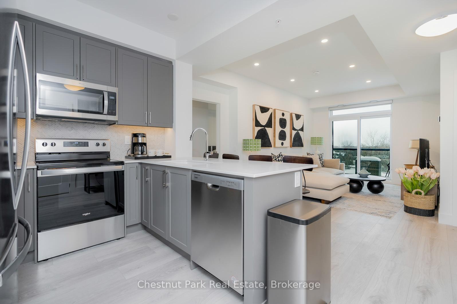 Photo 13 of Unit 515, 4 Kimberly Lane, Collingwood — HOMEH