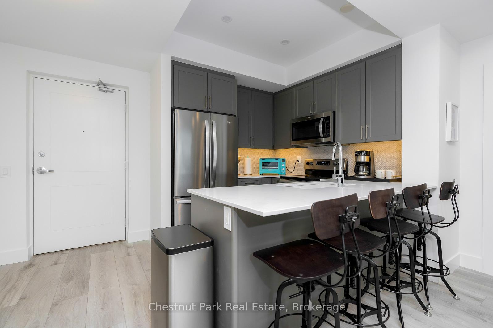 Photo 15 of Unit 515, 4 Kimberly Lane, Collingwood — HOMEH