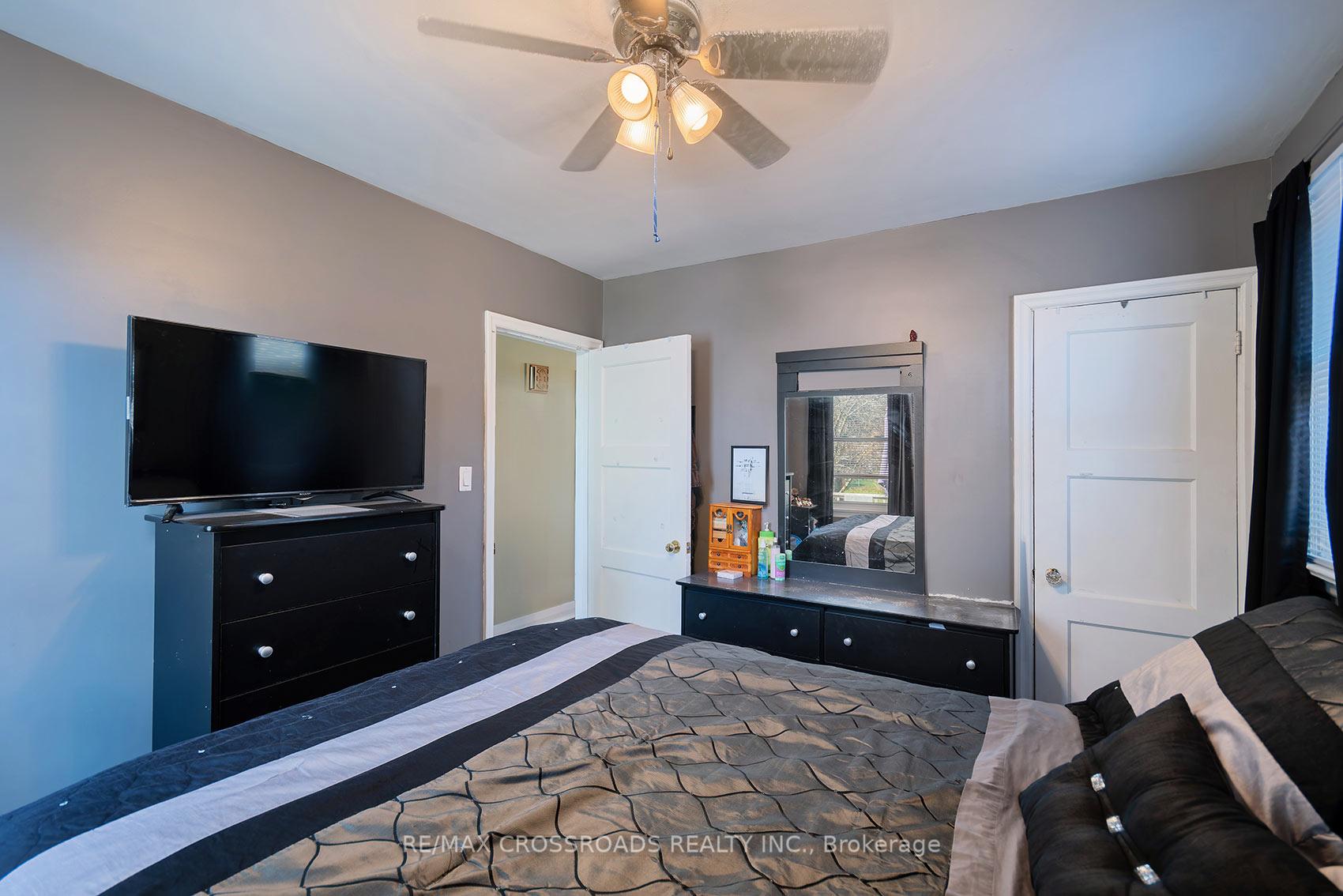 Photo 15 of 16 Hamilton Avenue, Cobourg — HOMEH