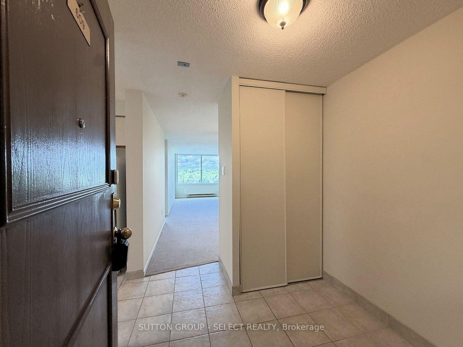 Photo 9 of Unit 609, 35 Green Valley Drive, Kitchener, Pioneer Park — HOMEH
