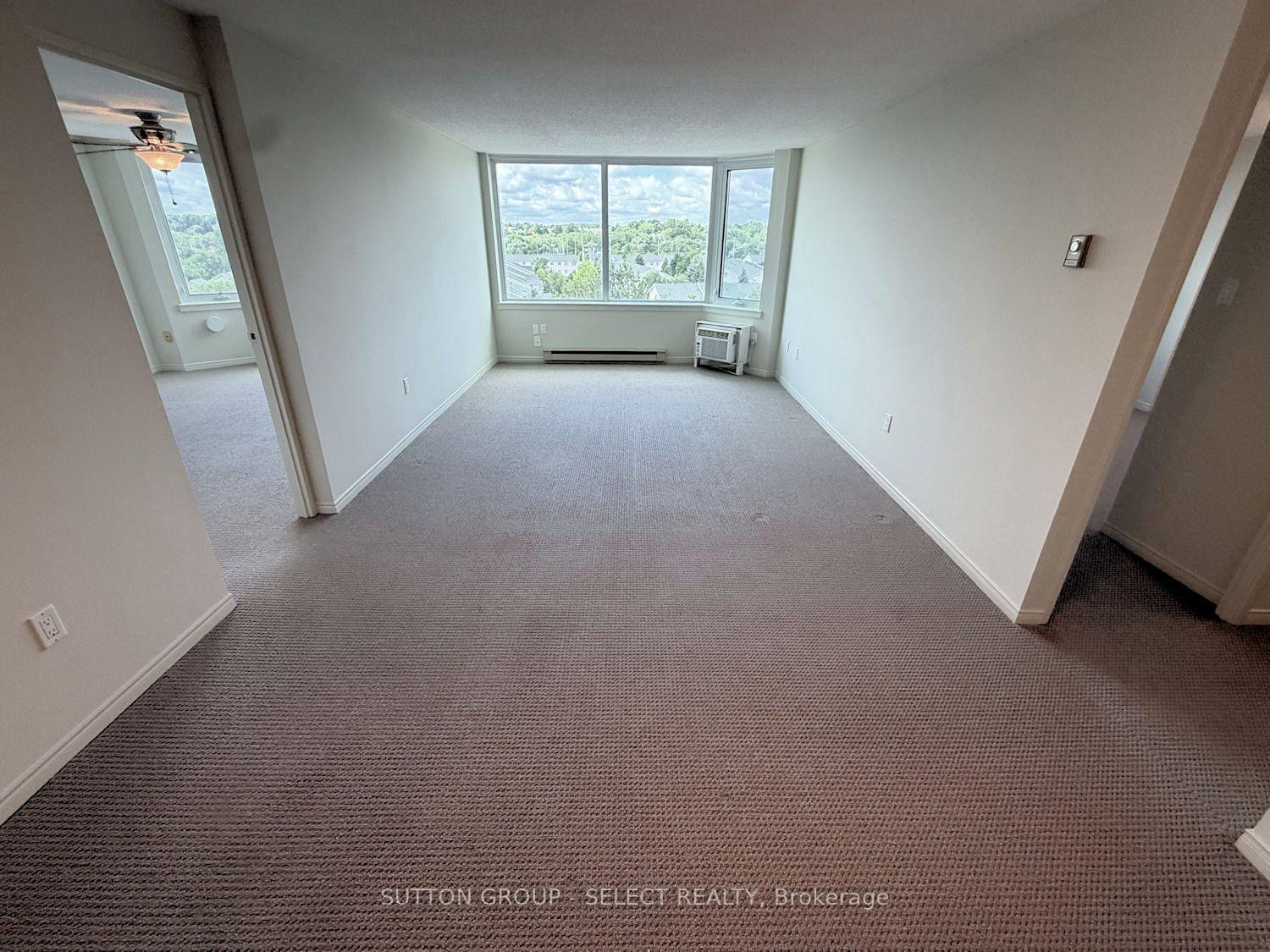 Photo 11 of Unit 609, 35 Green Valley Drive, Kitchener, Pioneer Park — HOMEH