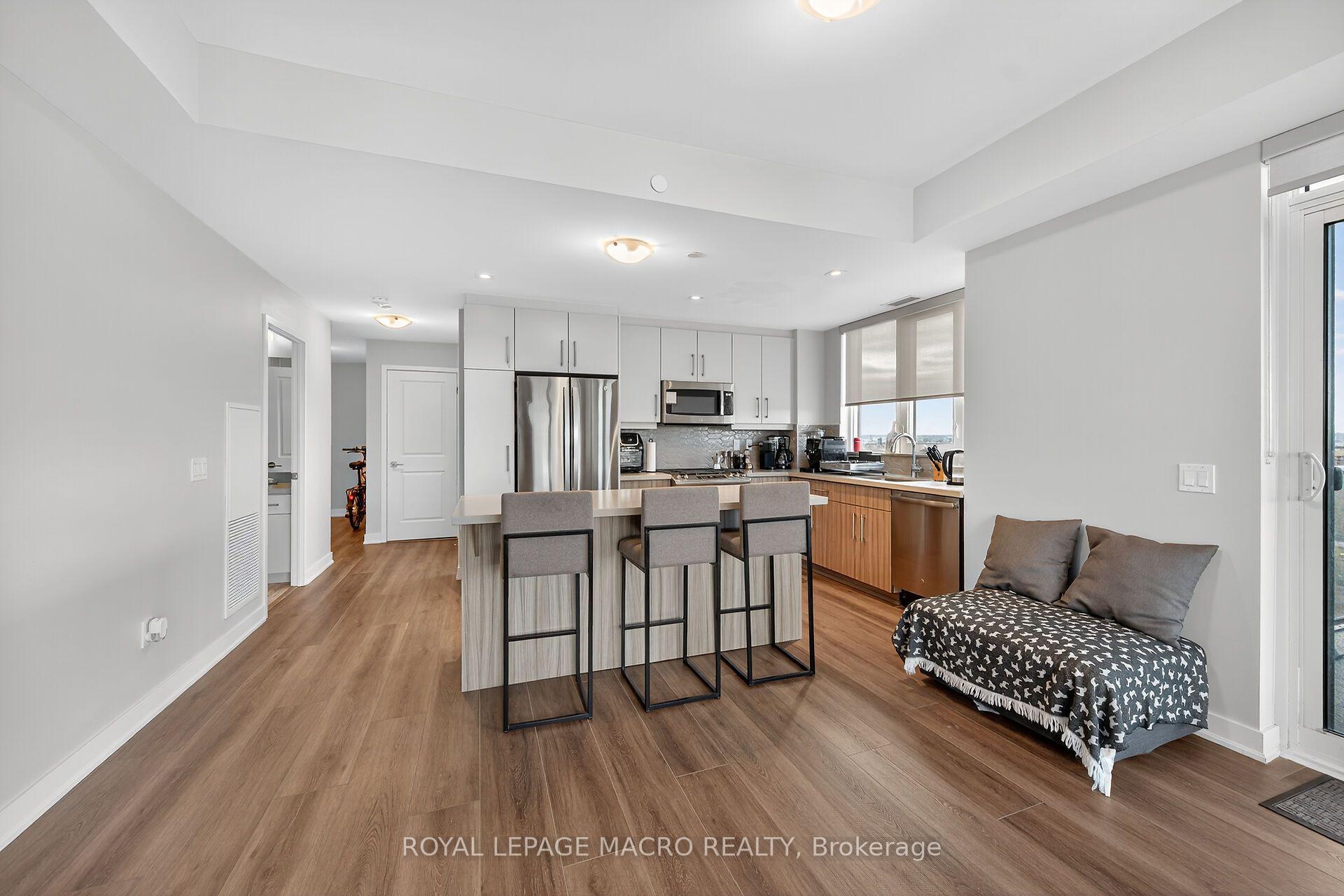 Photo 6 of Unit 1707, 2007 James Street, Burlington, Brant — HOMEH
