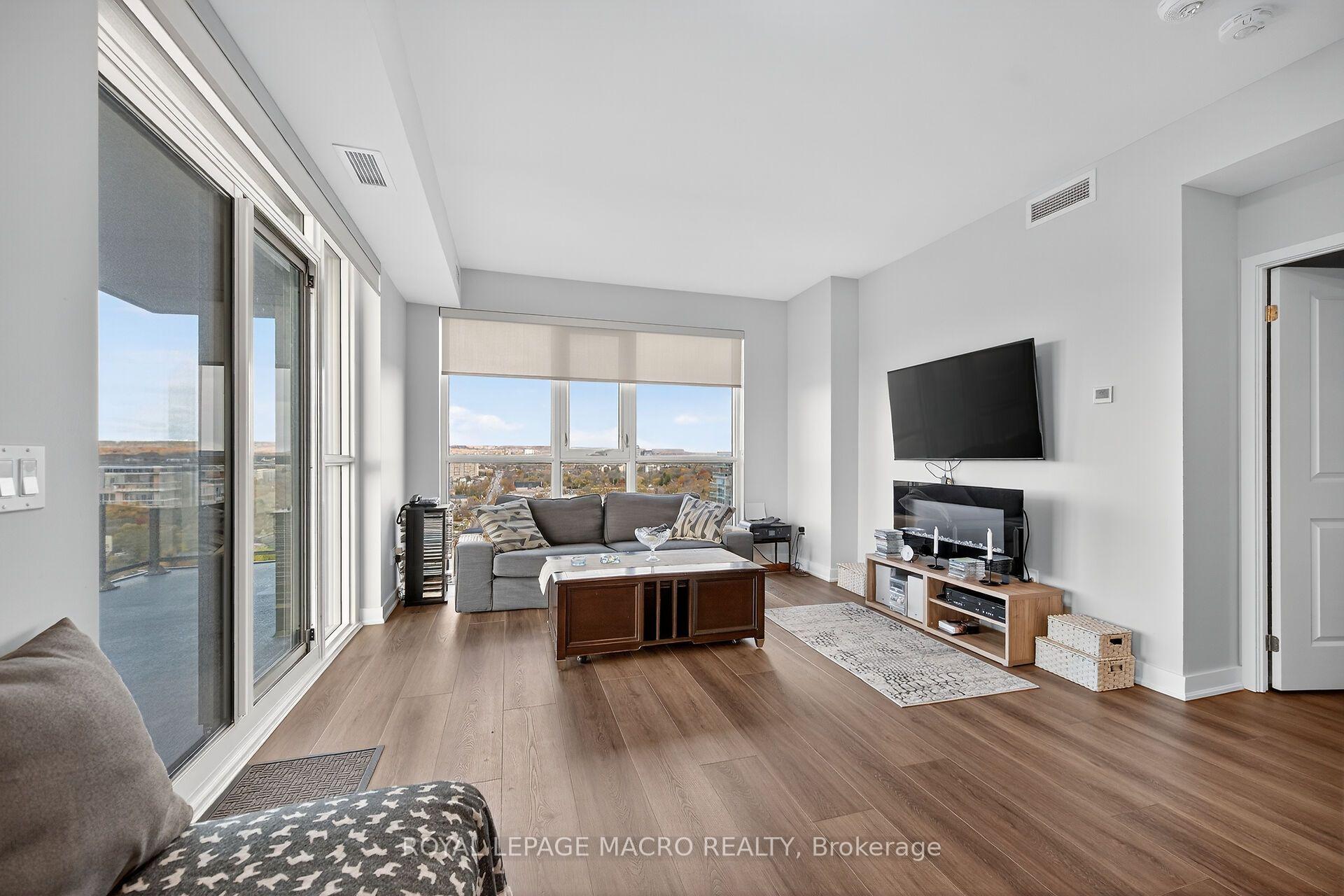 Photo 14 of Unit 1707, 2007 James Street, Burlington, Brant — HOMEH