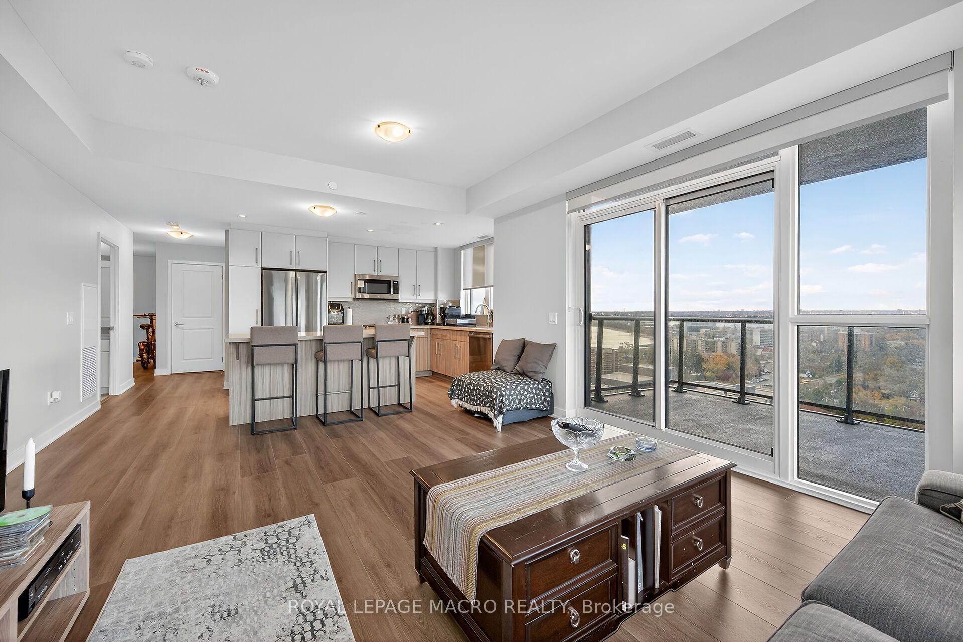 Photo 16 of Unit 1707, 2007 James Street, Burlington, Brant — HOMEH