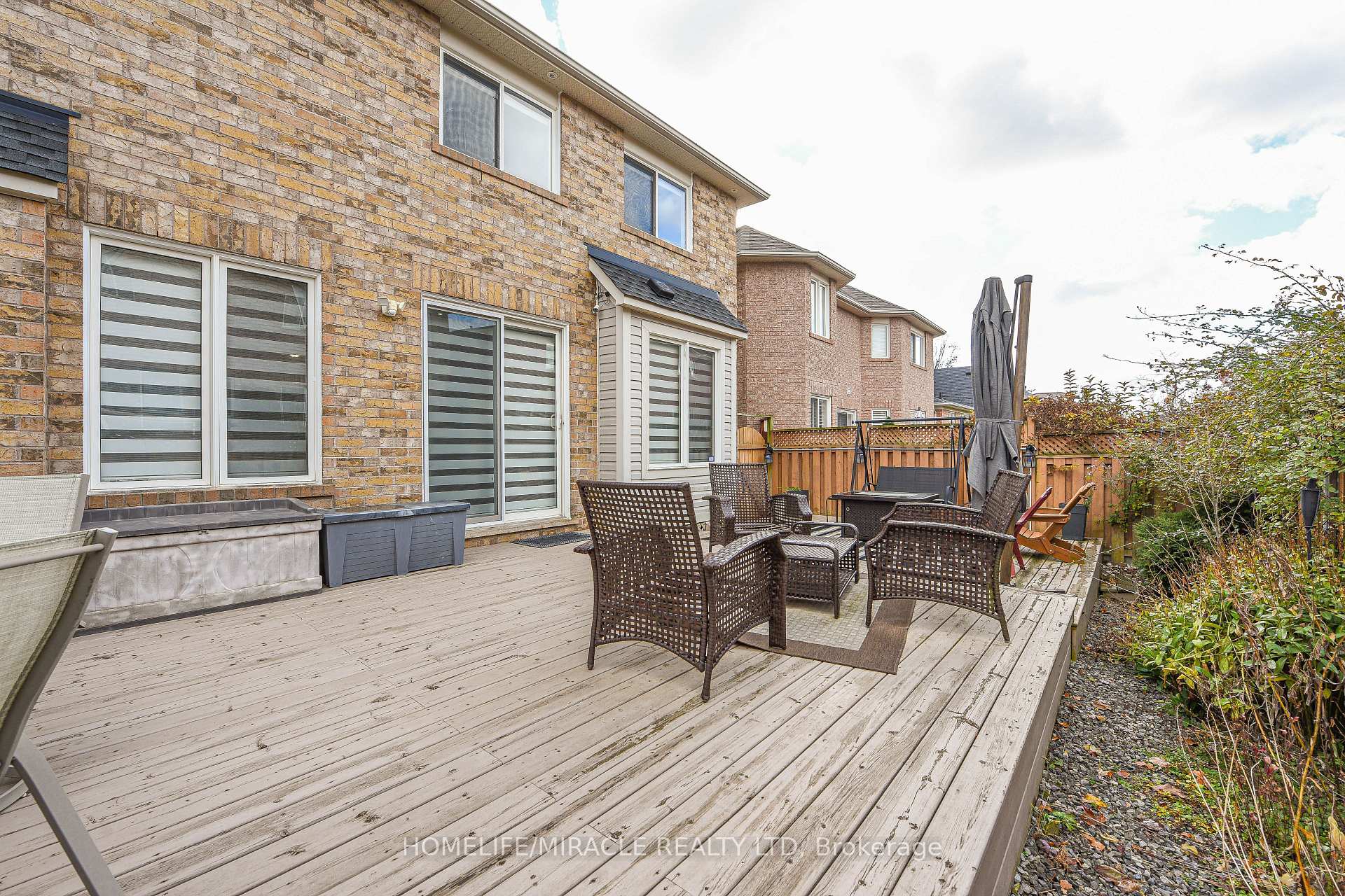Photo 5 of 6 Mendoza Drive, Brampton, Fletcher's Meadow — HOMEH