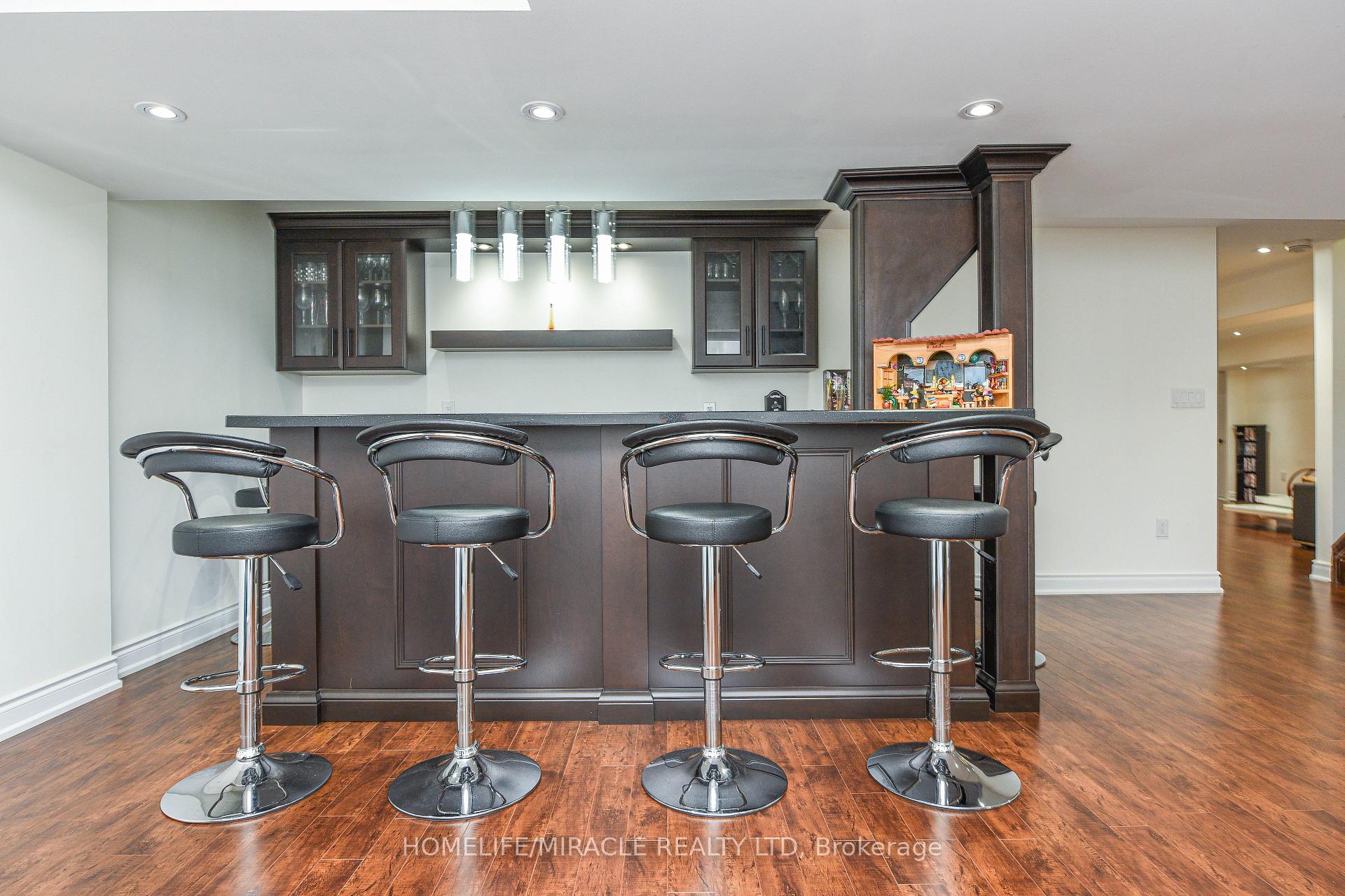 Photo 37 of 6 Mendoza Drive, Brampton, Fletcher's Meadow — HOMEH