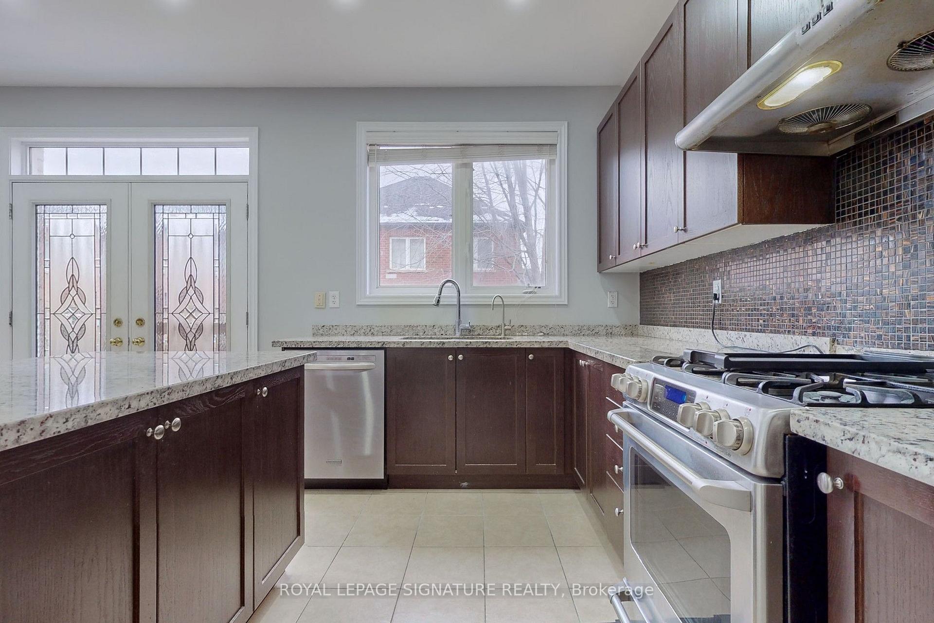 Photo 8 of 208 Weston Drive, Milton, Scott — HOMEH