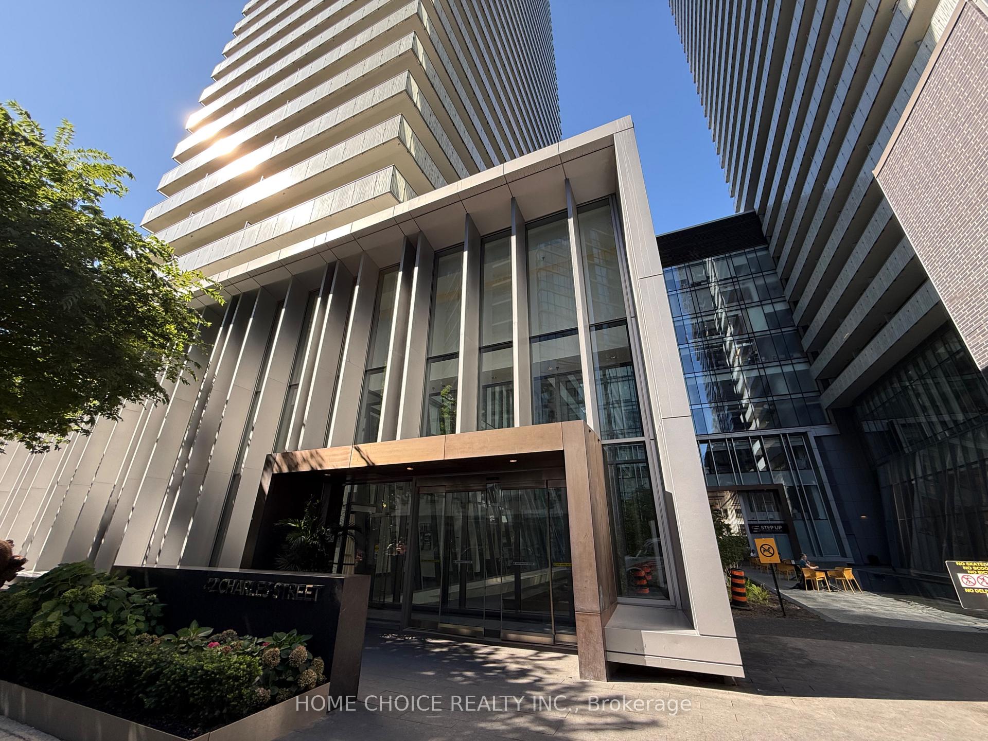 Photo 2 of Unit 1405, 42 Charles Street E, Toronto, Church-Yonge Corridor — HOMEH