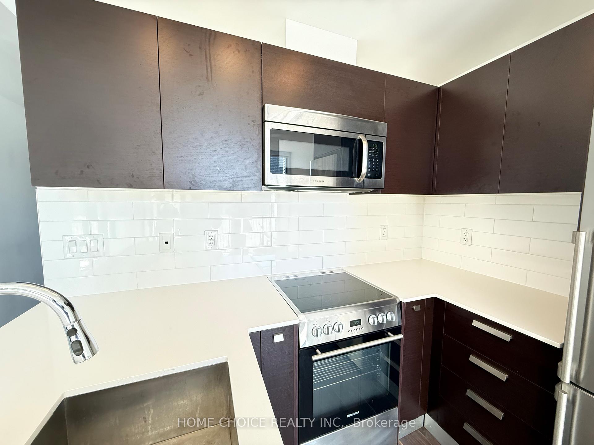 Photo 9 of Unit 1405, 42 Charles Street E, Toronto, Church-Yonge Corridor — HOMEH