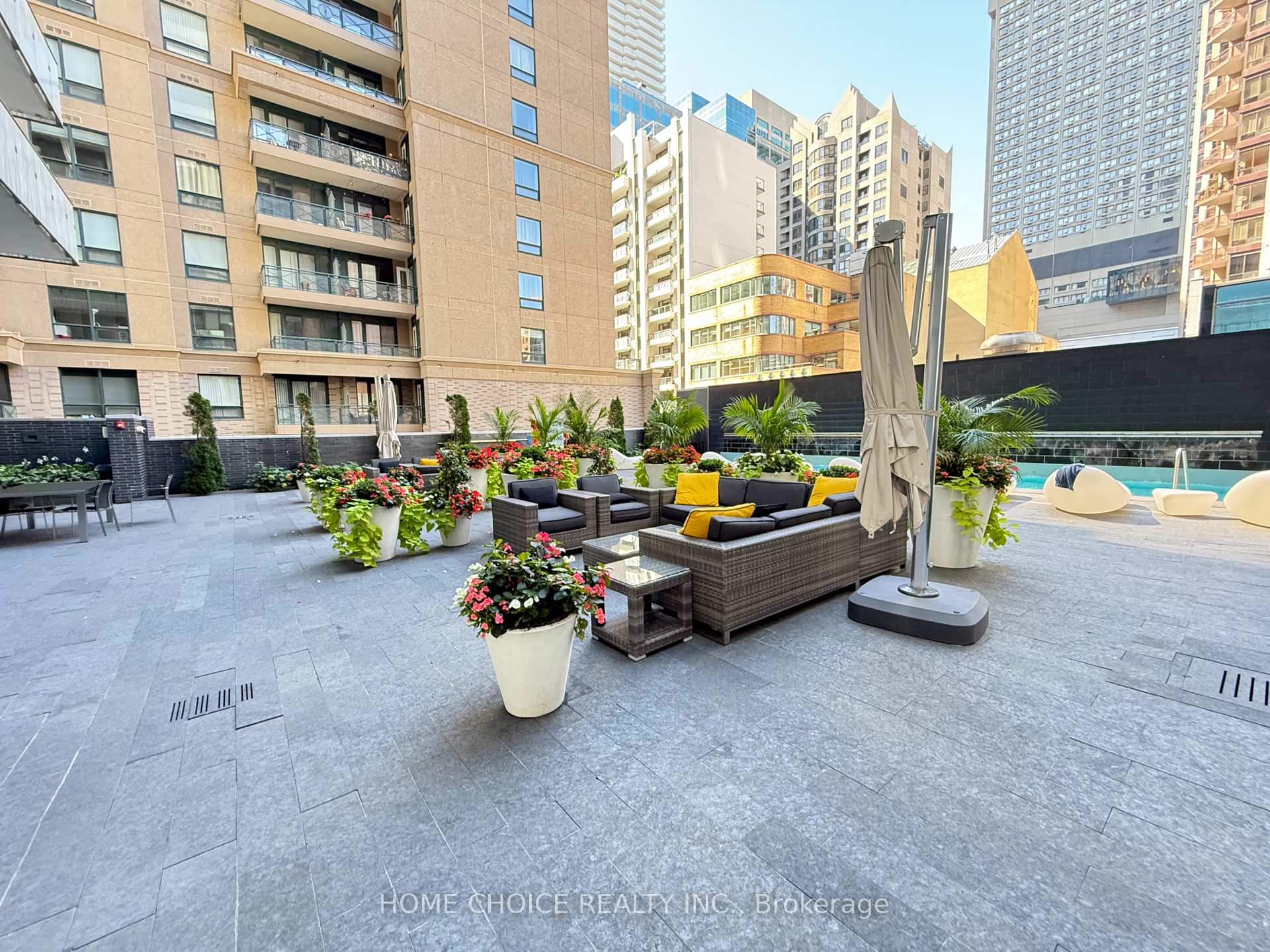 Photo 28 of Unit 1405, 42 Charles Street E, Toronto, Church-Yonge Corridor — HOMEH