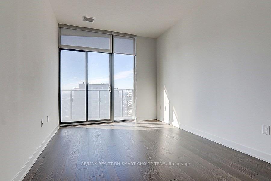 Photo 10 of Unit 2506, 11 Wellesley Street W, Toronto, Bay Street Corridor — HOMEH