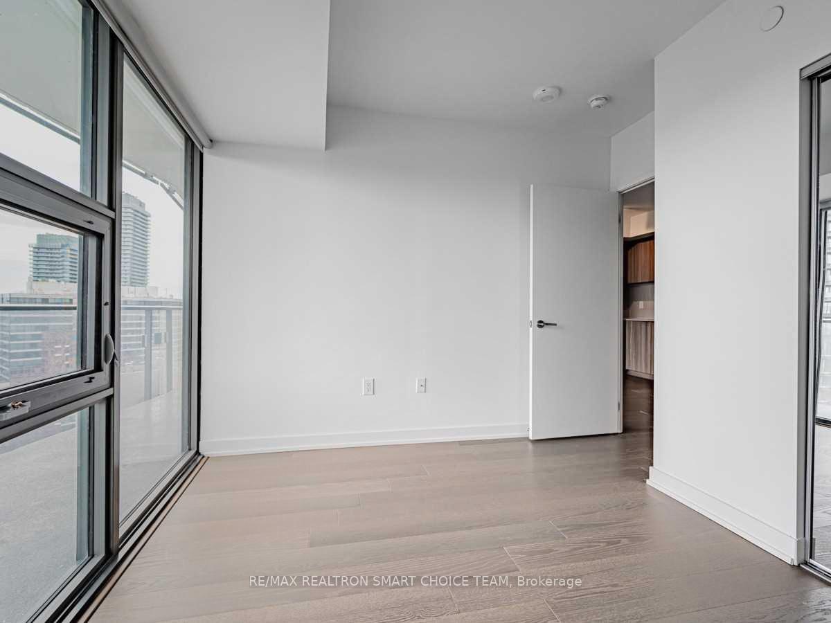 Photo 17 of Unit 2506, 11 Wellesley Street W, Toronto, Bay Street Corridor — HOMEH