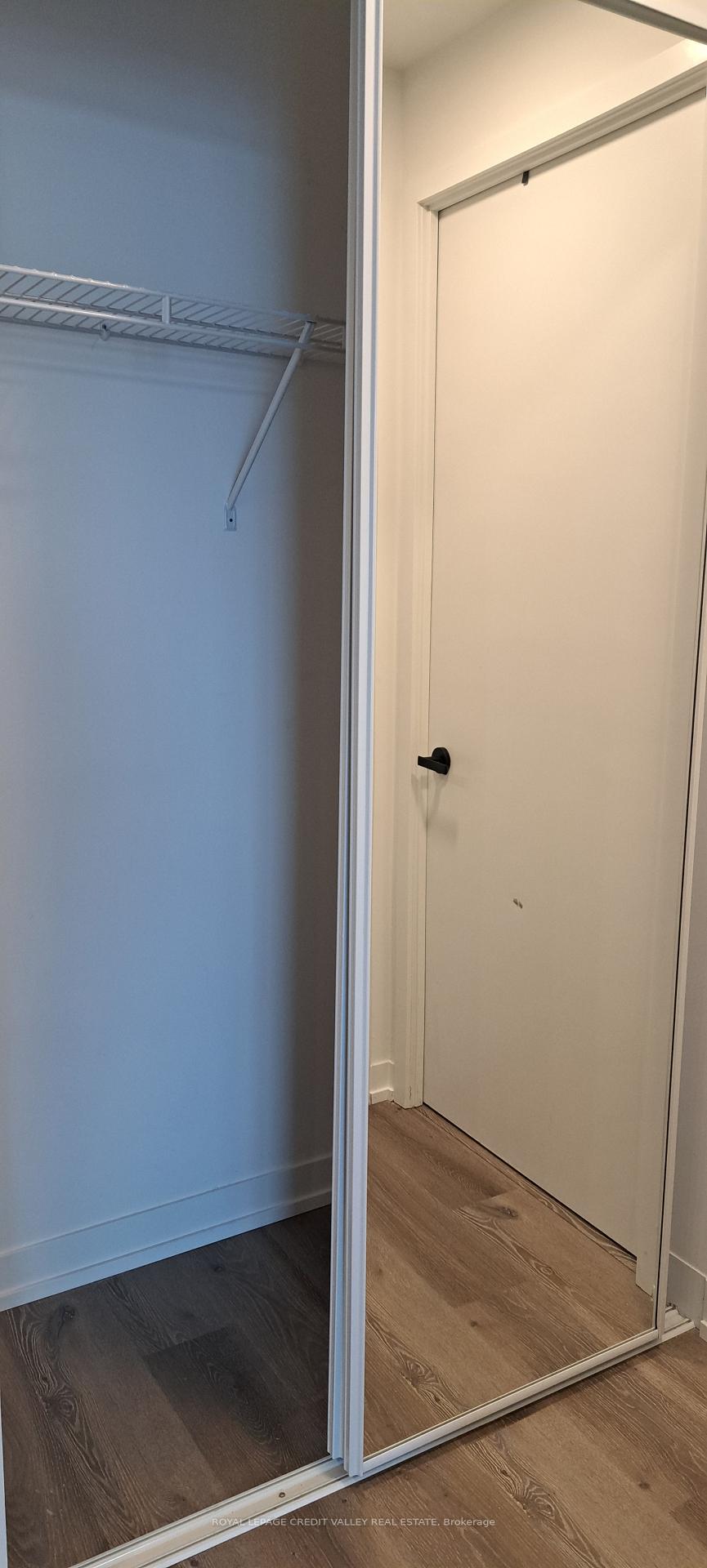 Photo 14 of Unit 6210, 225 Commerce Street, Vaughan, Vaughan Corporate Centre — HOMEH