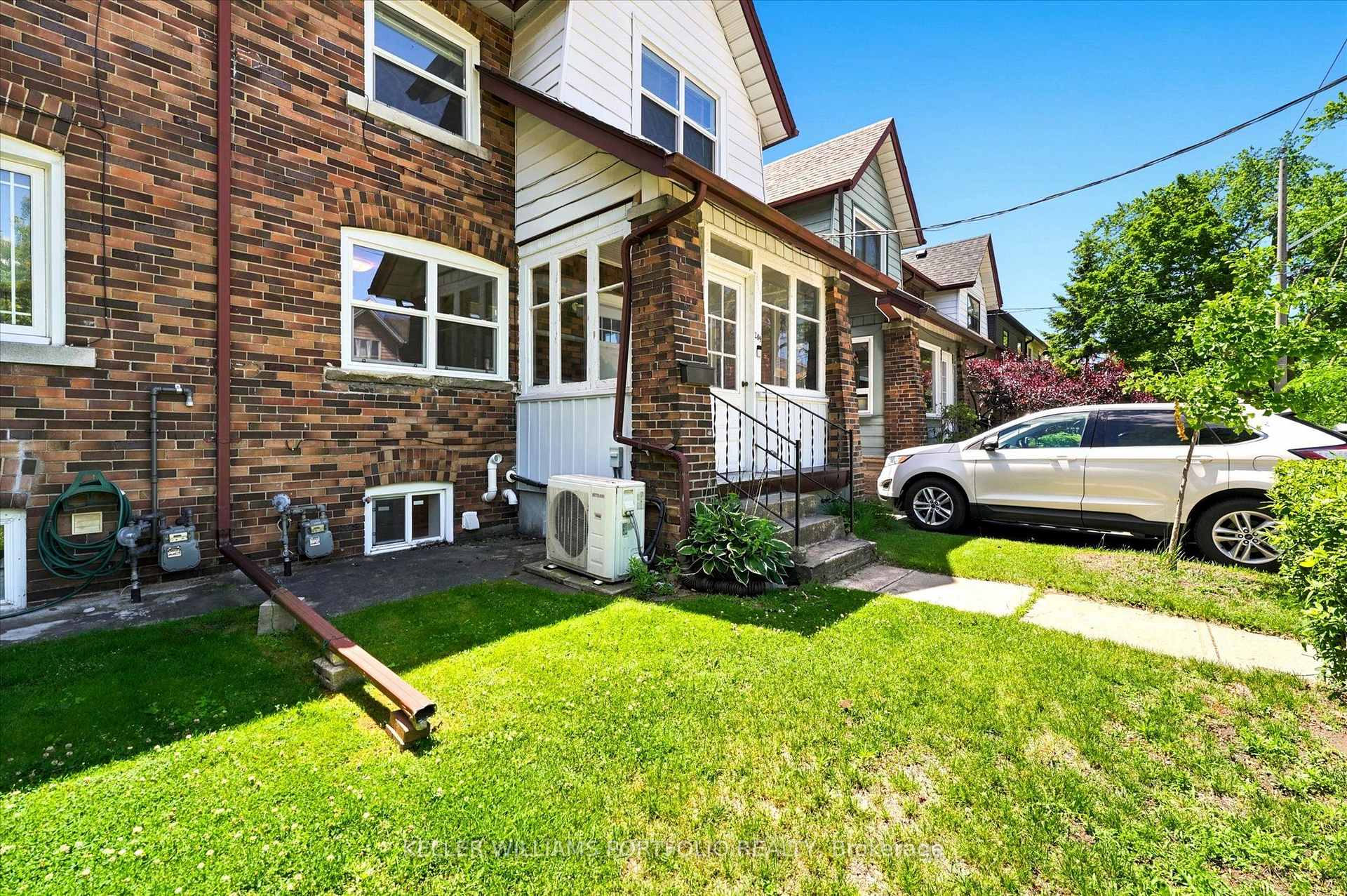Photo 2 of 289 Wolverleigh Boulevard, Toronto, Danforth — HOMEH