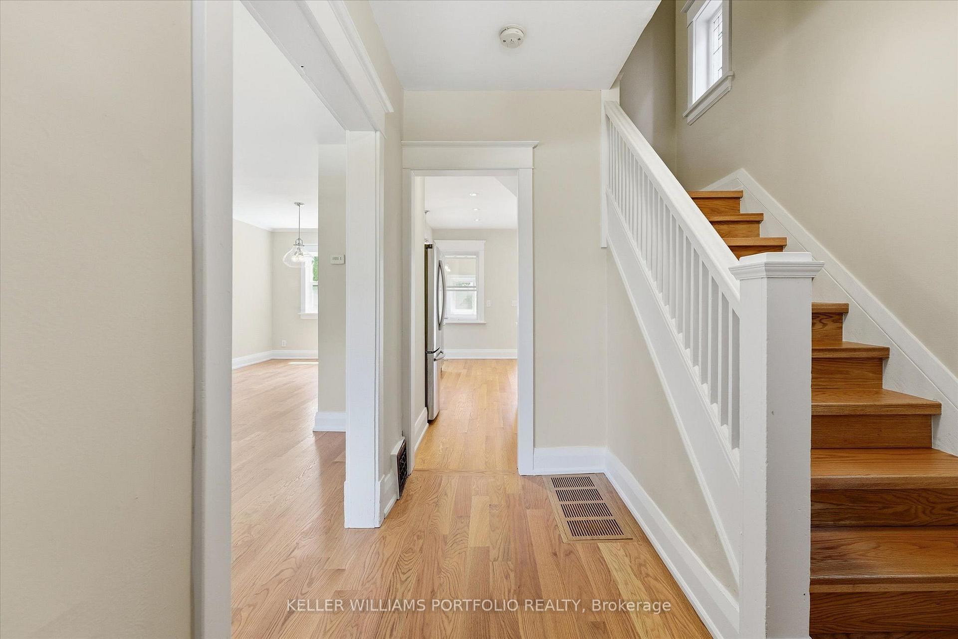 Photo 5 of 289 Wolverleigh Boulevard, Toronto, Danforth — HOMEH
