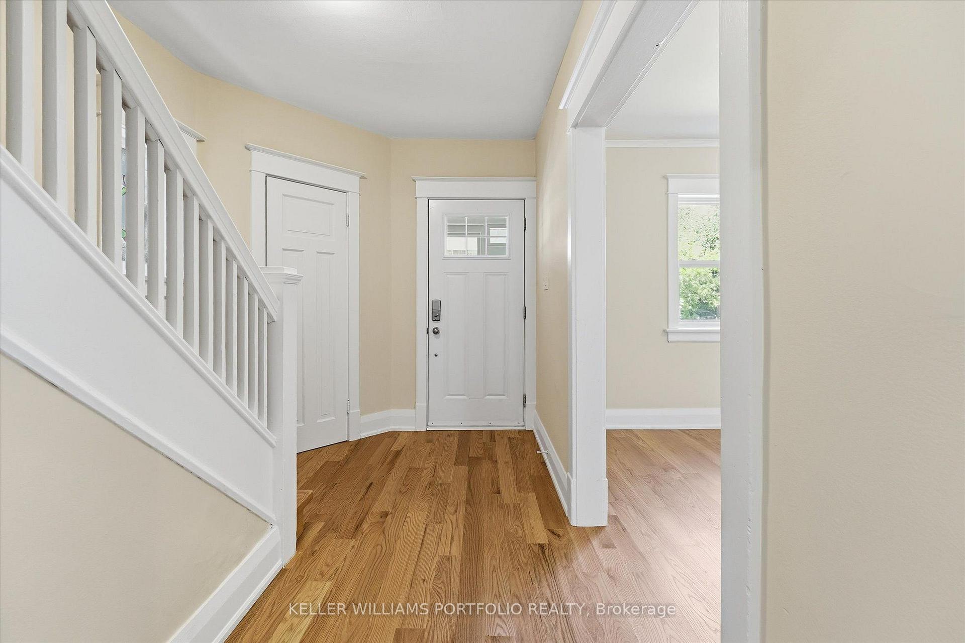Photo 6 of 289 Wolverleigh Boulevard, Toronto, Danforth — HOMEH