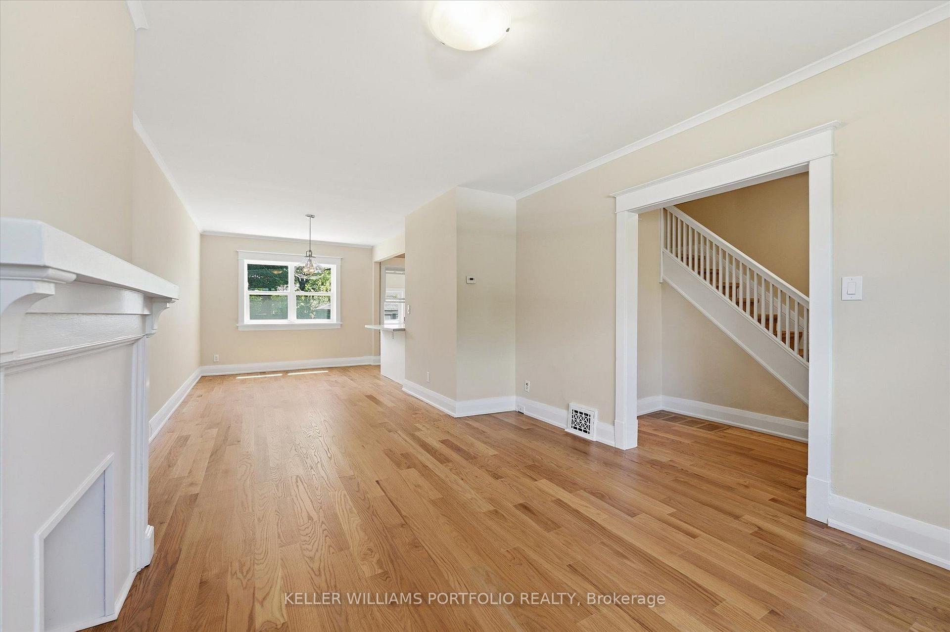 Photo 8 of 289 Wolverleigh Boulevard, Toronto, Danforth — HOMEH
